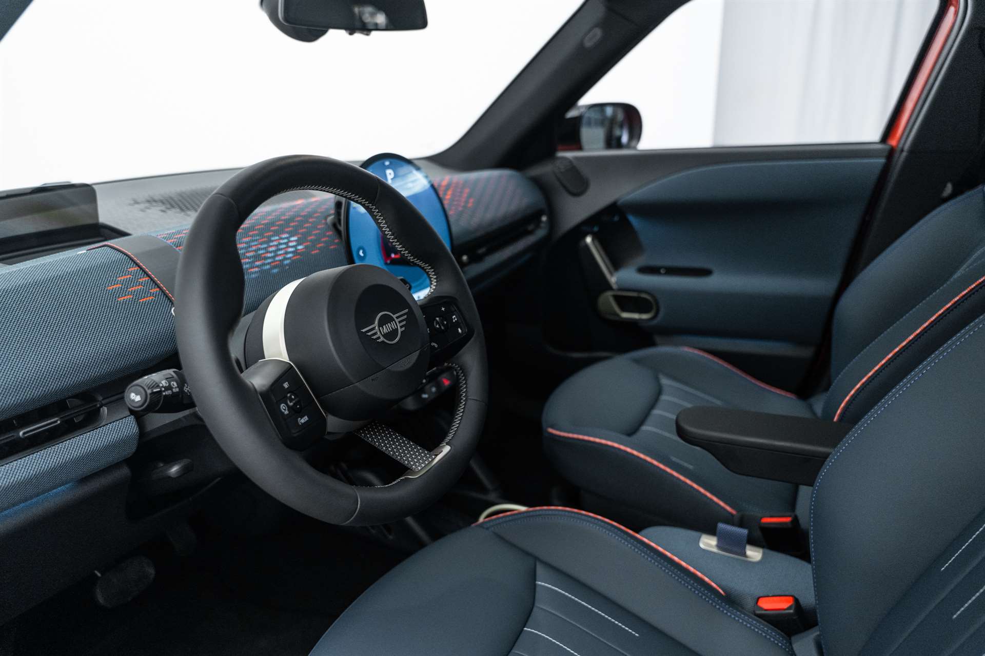 MINI Aceman SE 49.2kWh 384KM-image-6