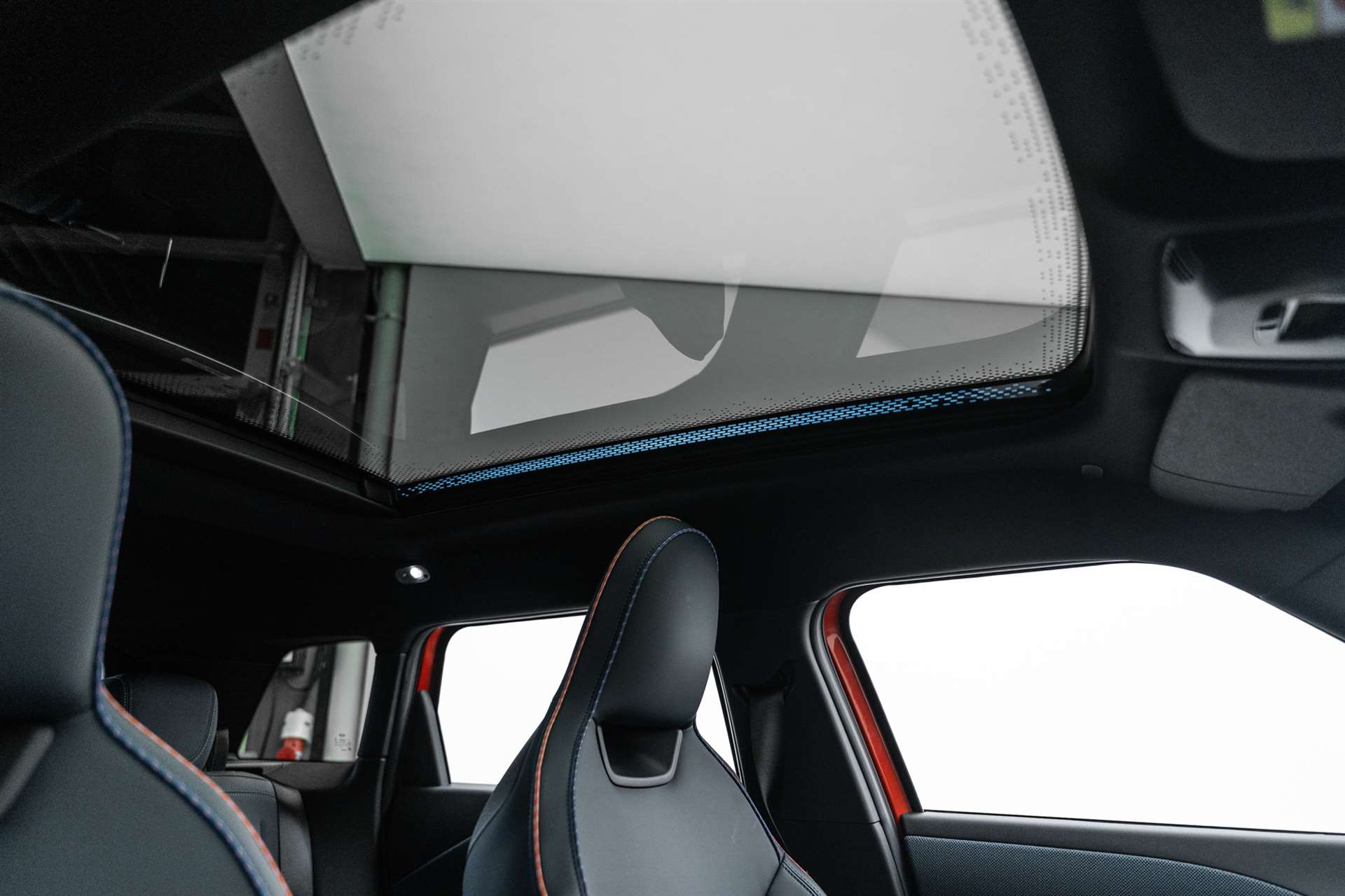 MINI Aceman SE 49.2kWh 384KM-image-11