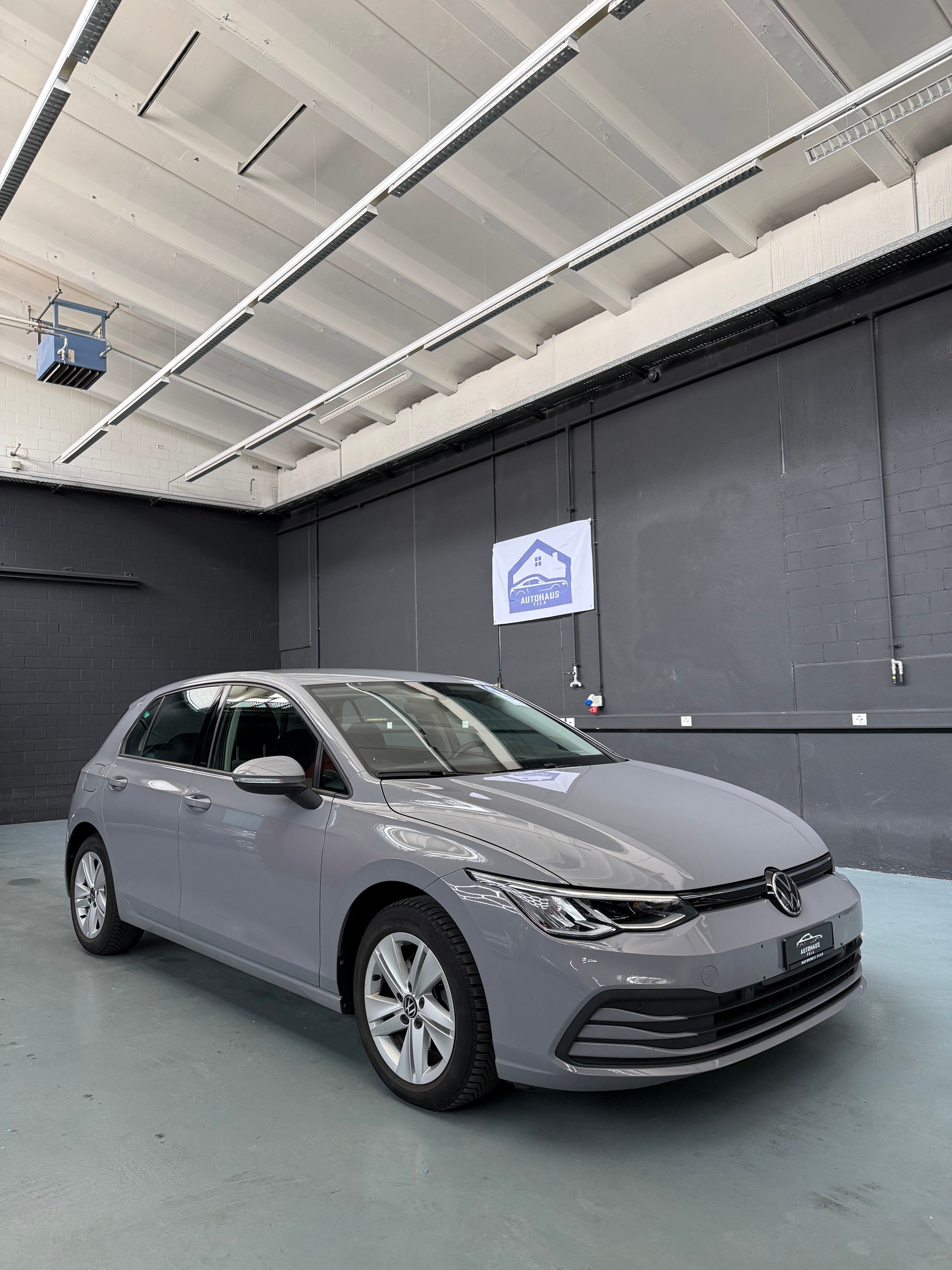 VW Golf 2.0 TDI Comfortline DSG-image-0