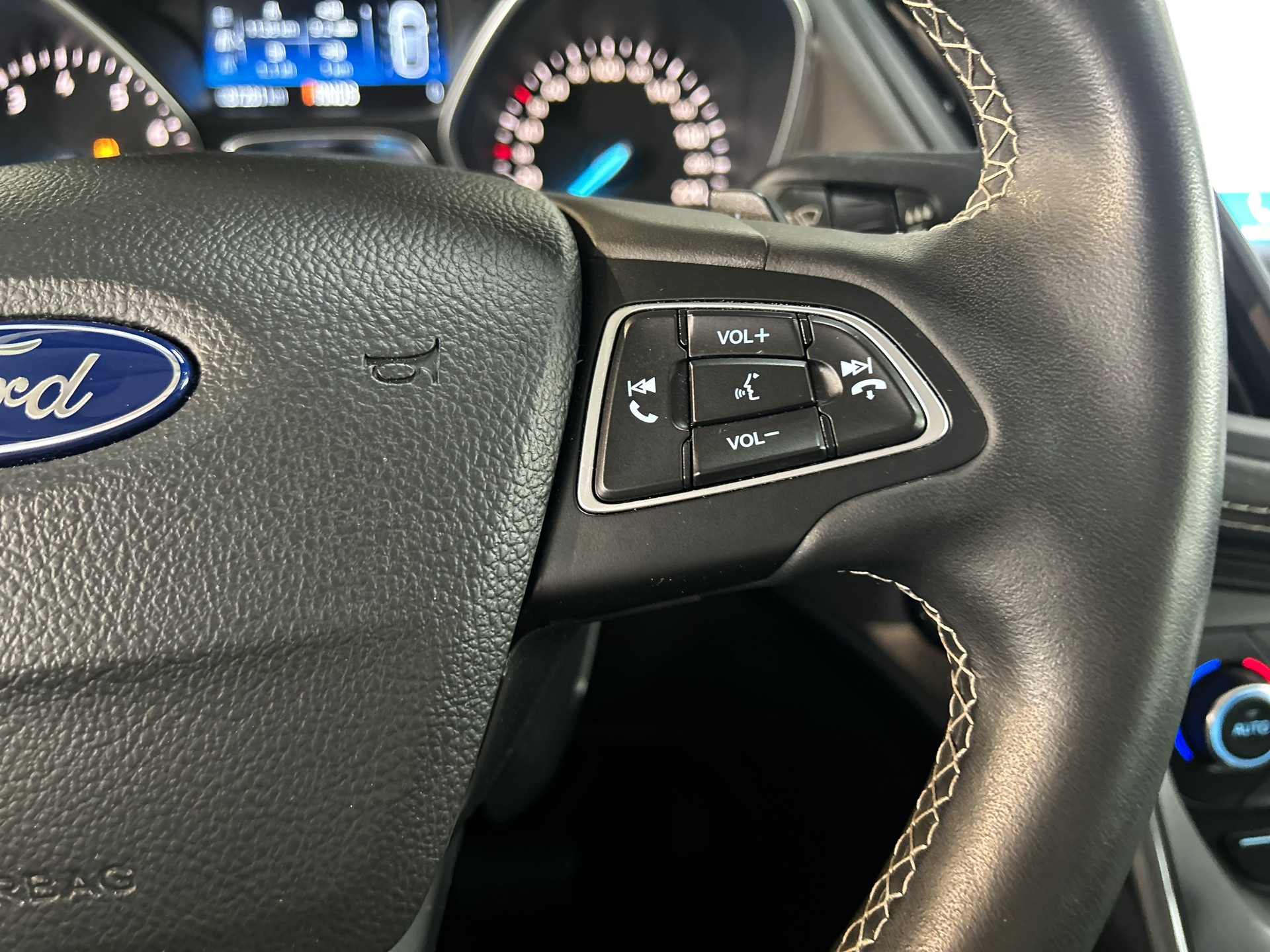 FORD Kuga 1.5 SCTi Vignale 4WD Automatic-image-20