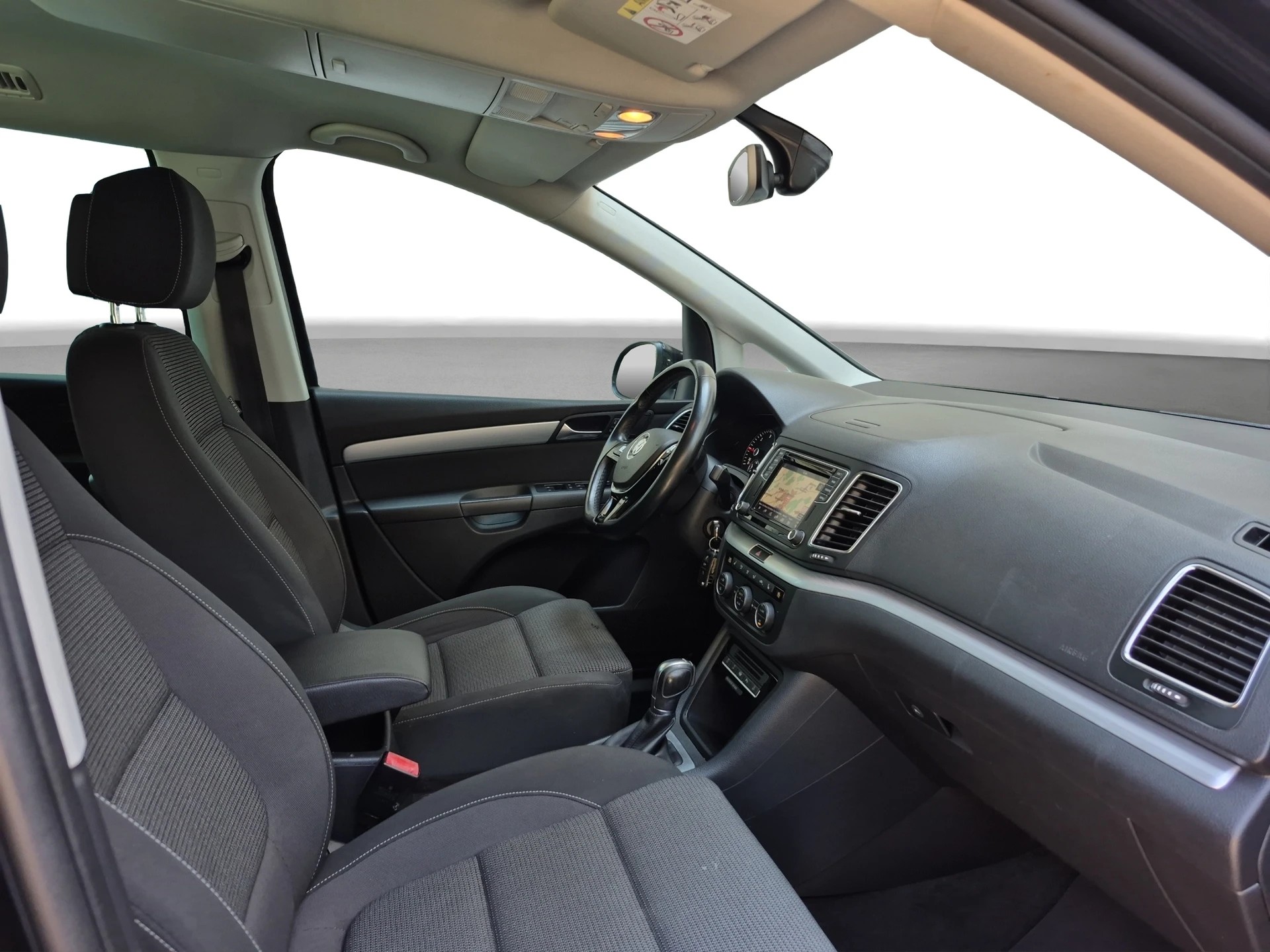 VW Sharan 2.0 TDI BMT Comfortline DSG-image-10