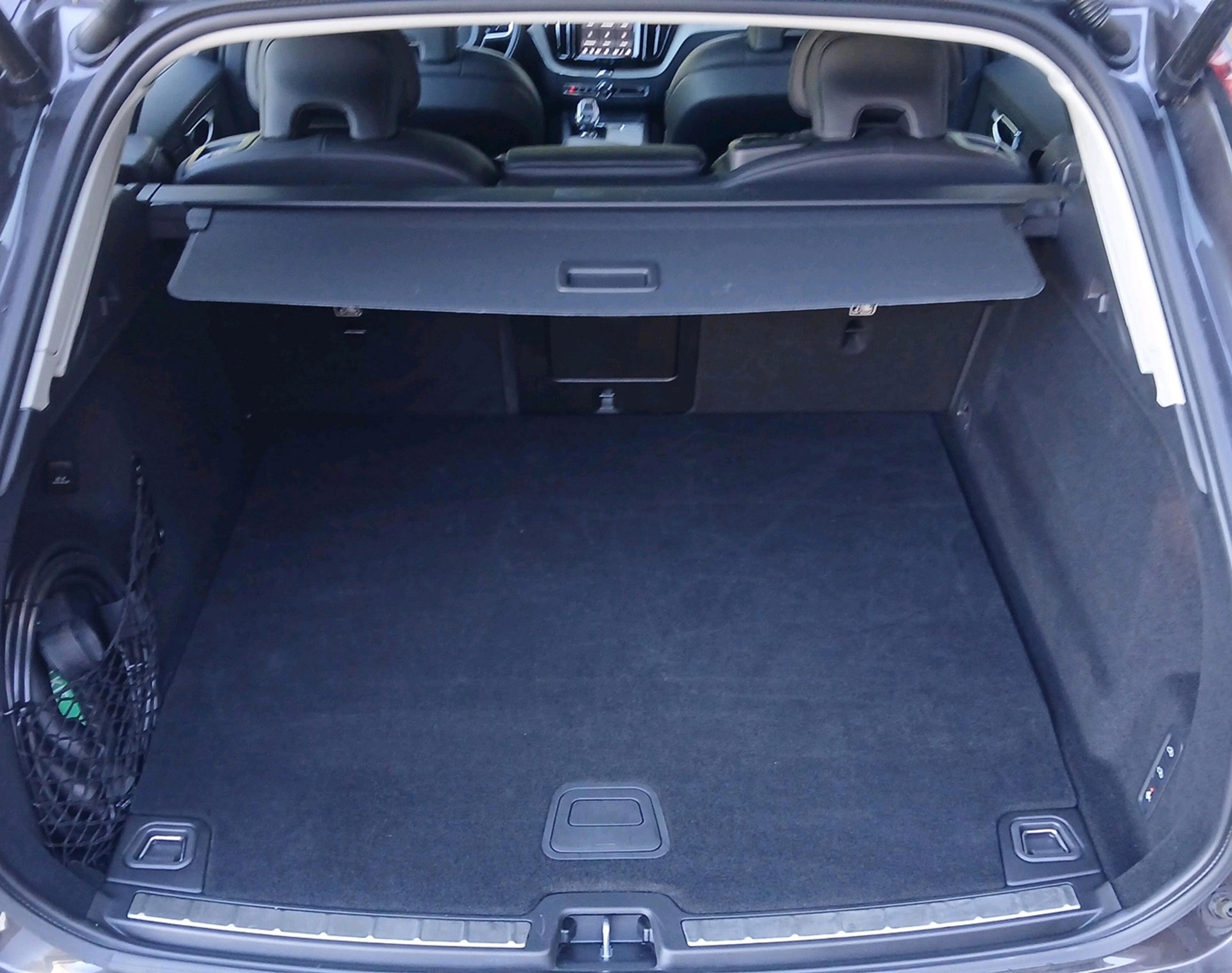 VOLVO XC60 T6 eAWD Inscription-image-13