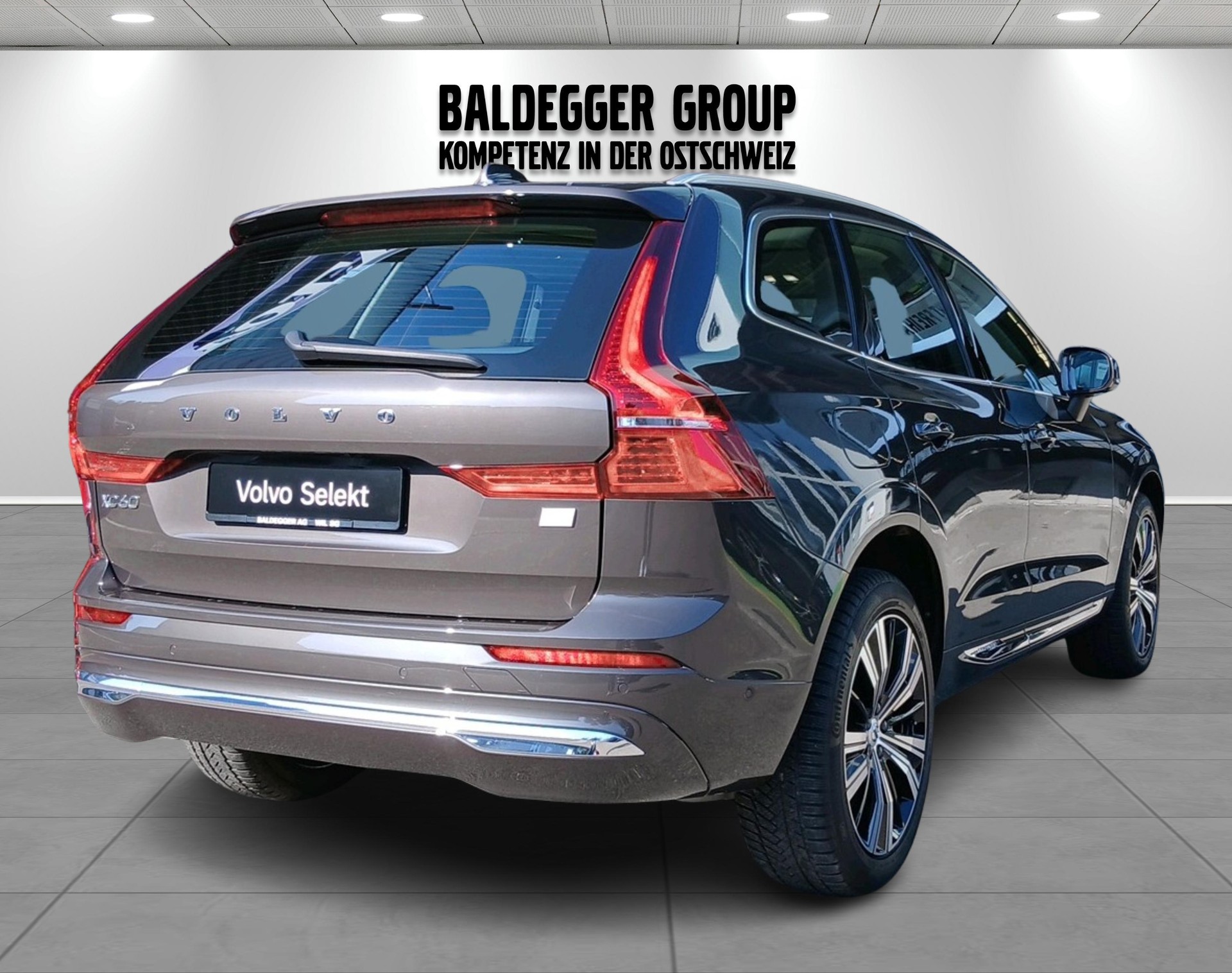 VOLVO XC60 T6 eAWD Inscription-image-1