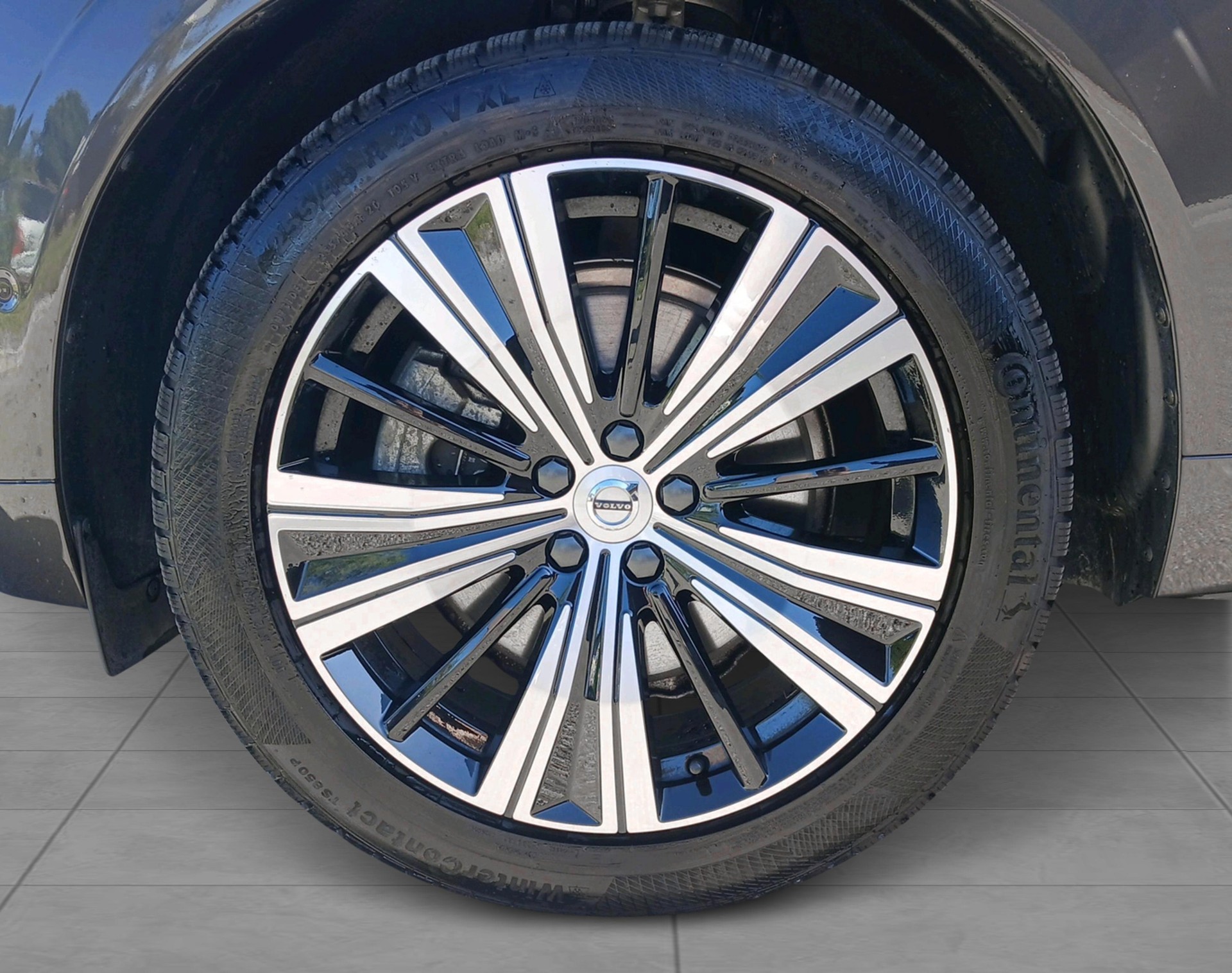 VOLVO XC60 T6 eAWD Inscription-image-9
