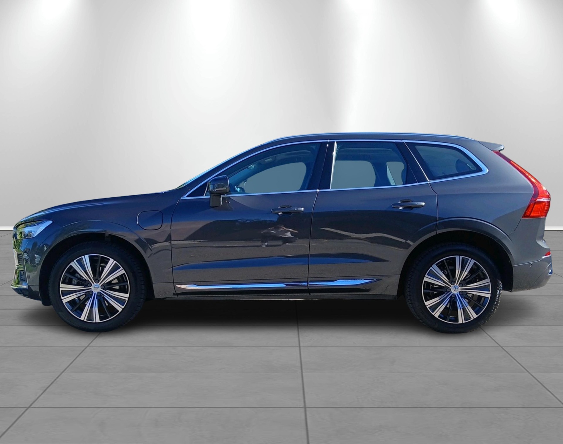 VOLVO XC60 T6 eAWD Inscription-image-2