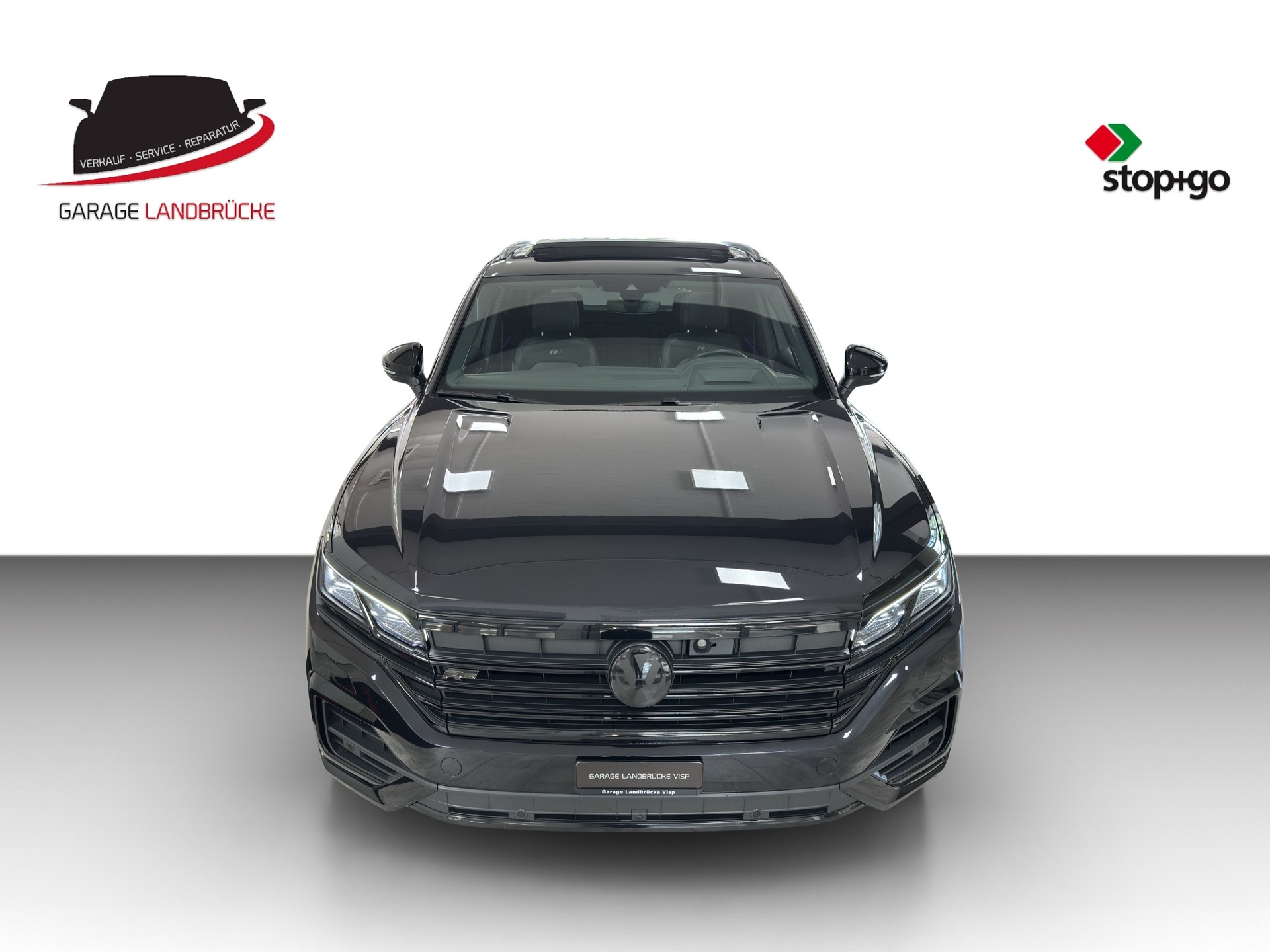 VW Touareg 3.0 TDI R Line Tiptronic-image-3