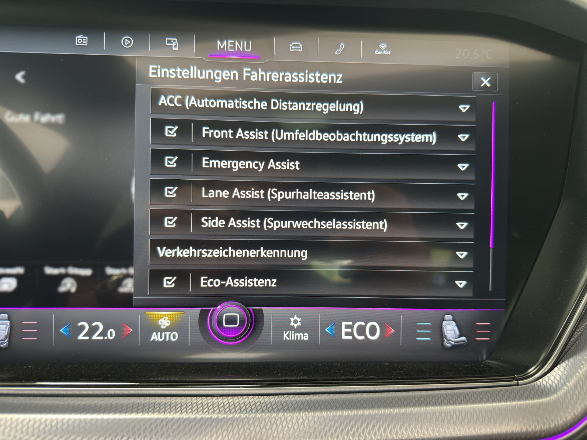 VW Touareg 3.0 TDI R Line Tiptronic-image-24