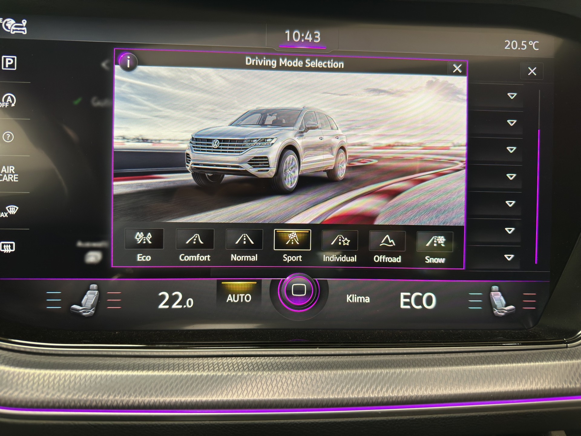 VW Touareg 3.0 TDI R Line Tiptronic-image-25