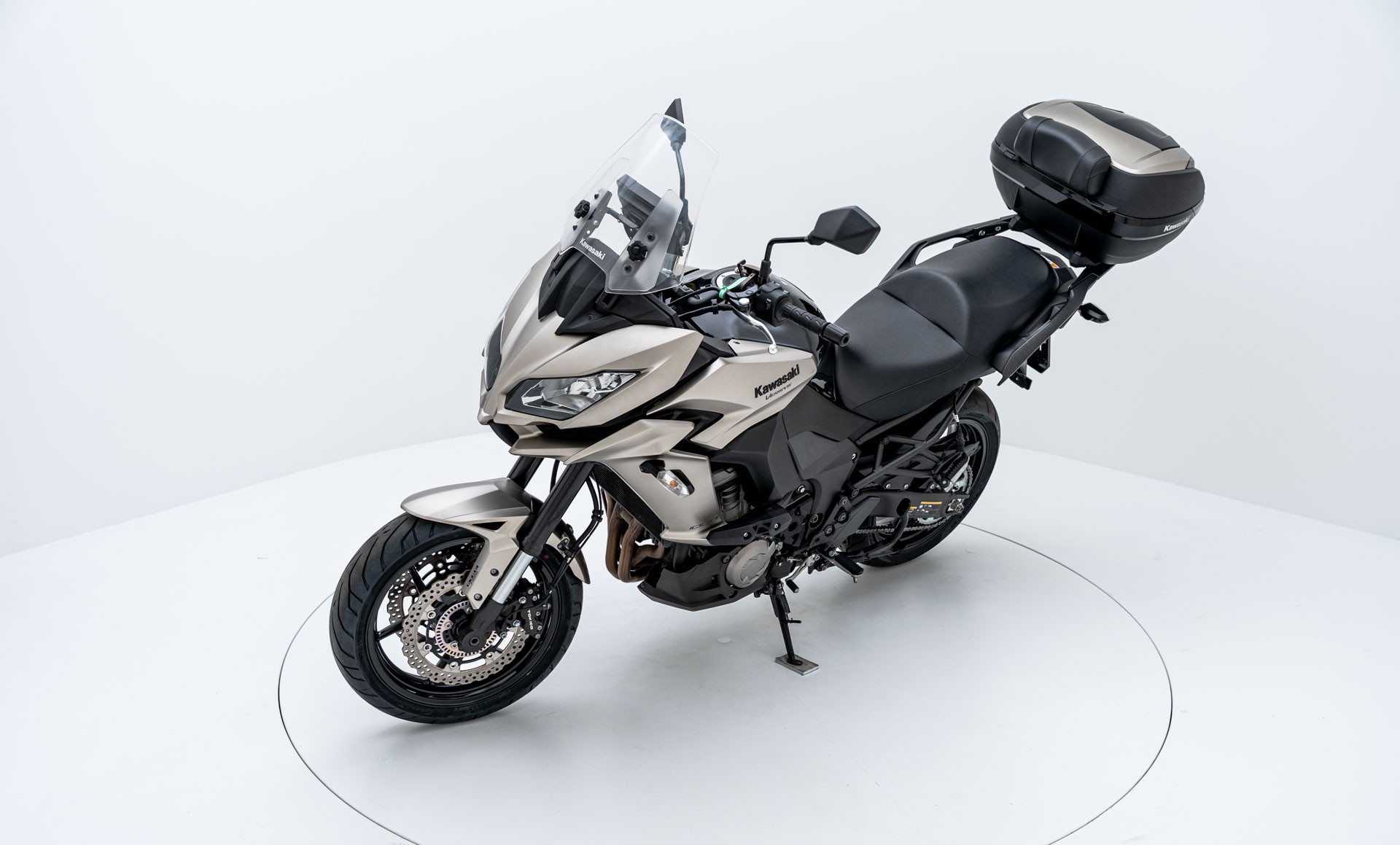 KAWASAKI Versys 1000-showroom-element-2