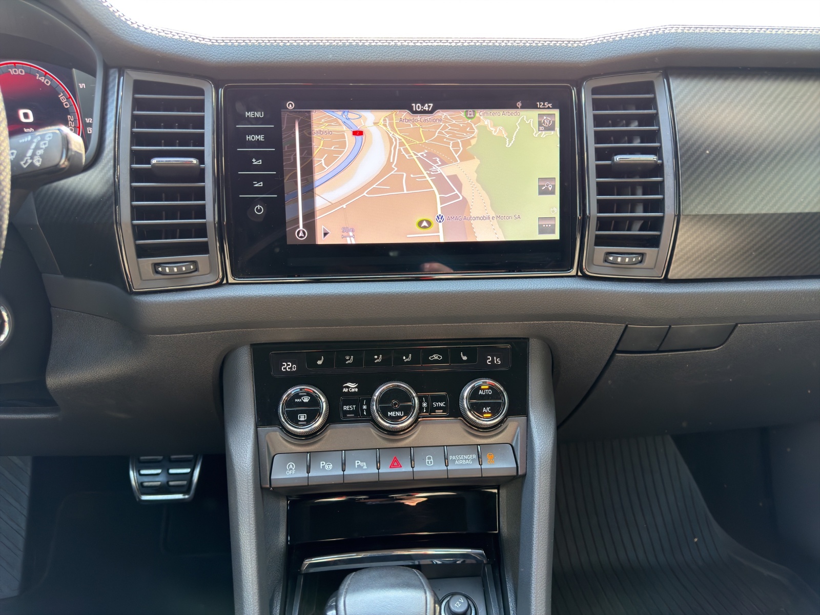 SKODA Kodiaq 2.0 TSI 4x4 SportLine-image-10