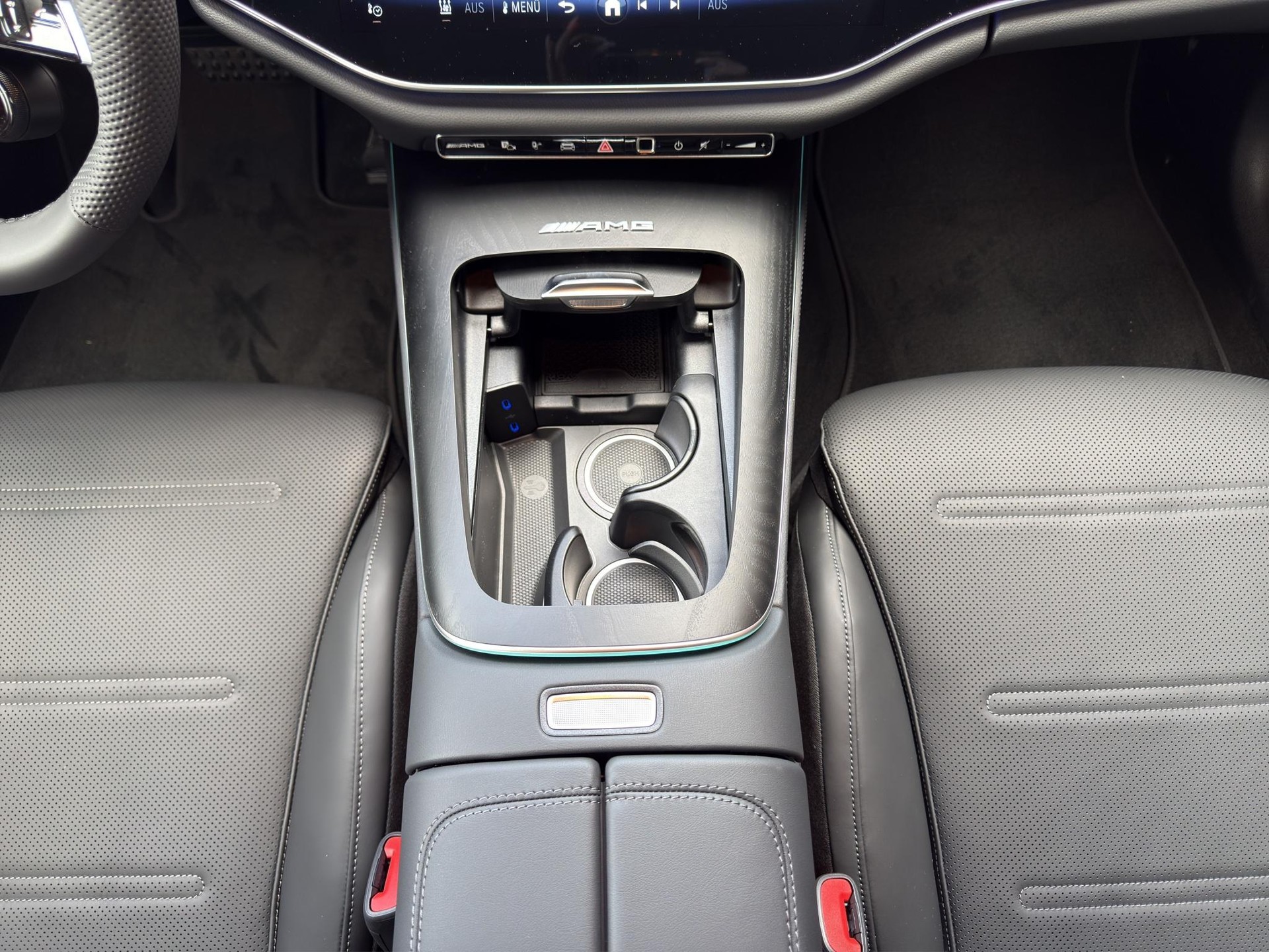 MERCEDES-BENZ E 53 Hybrid AMG 4matic+-image-15
