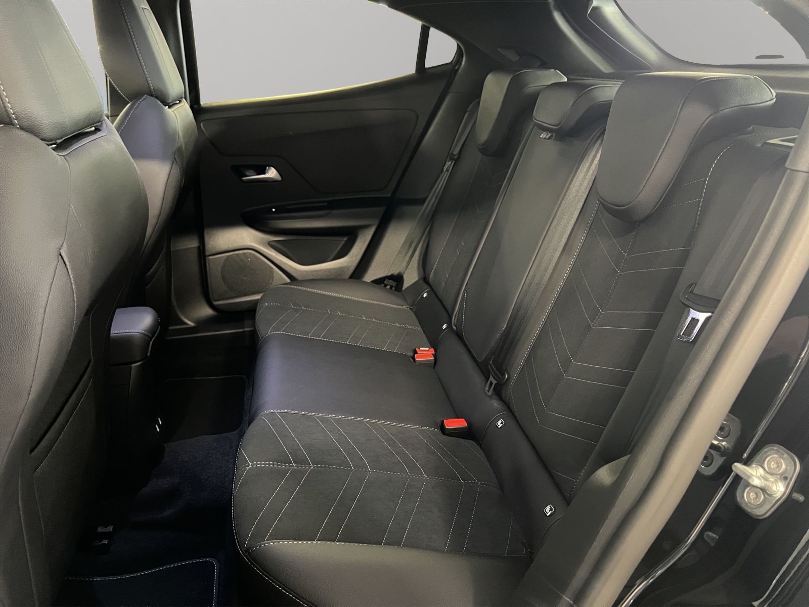 OPEL Mokka-e GS WoW-image-10