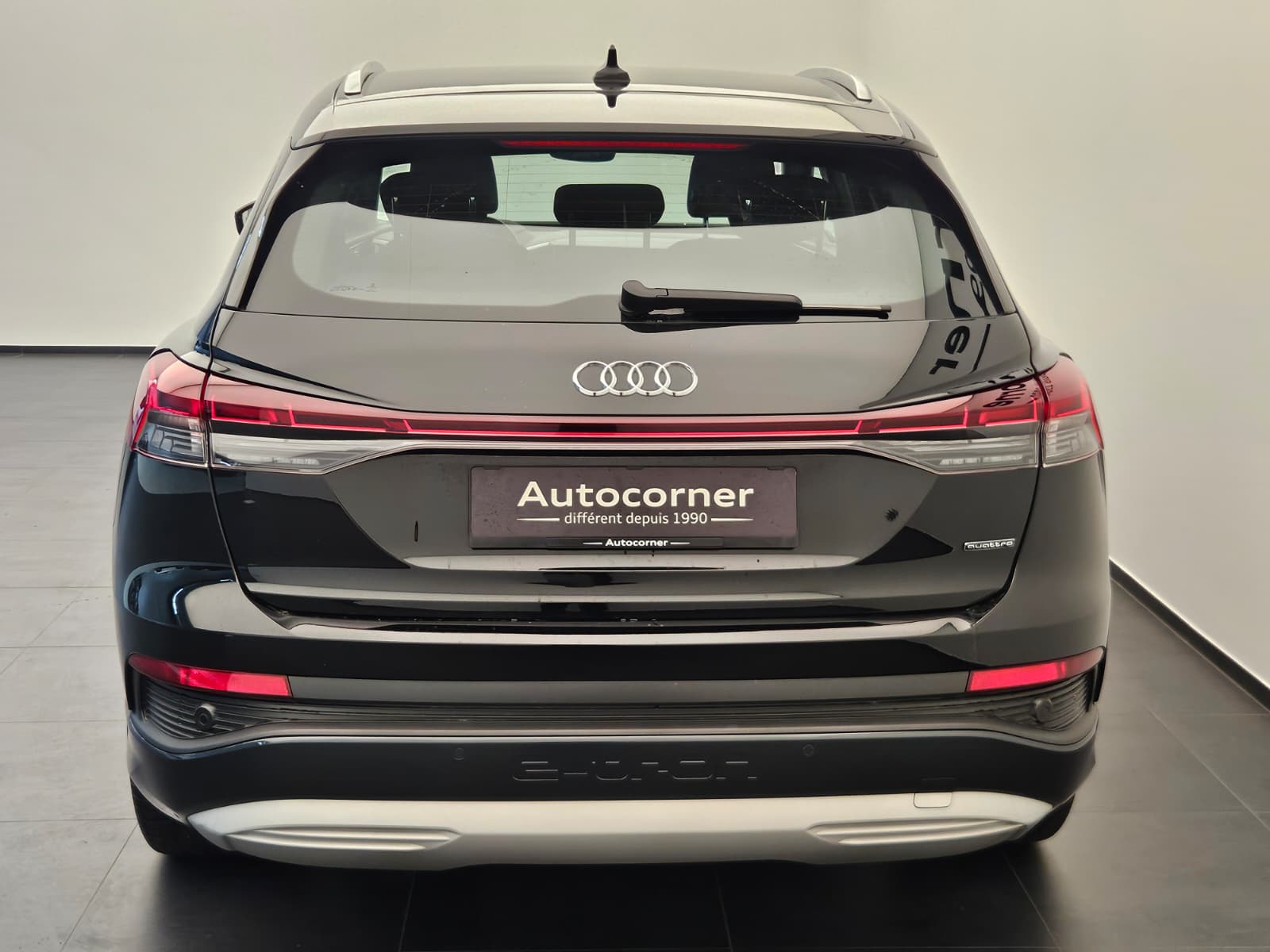 AUDI Q4 e-tron 50 quattro-image-8