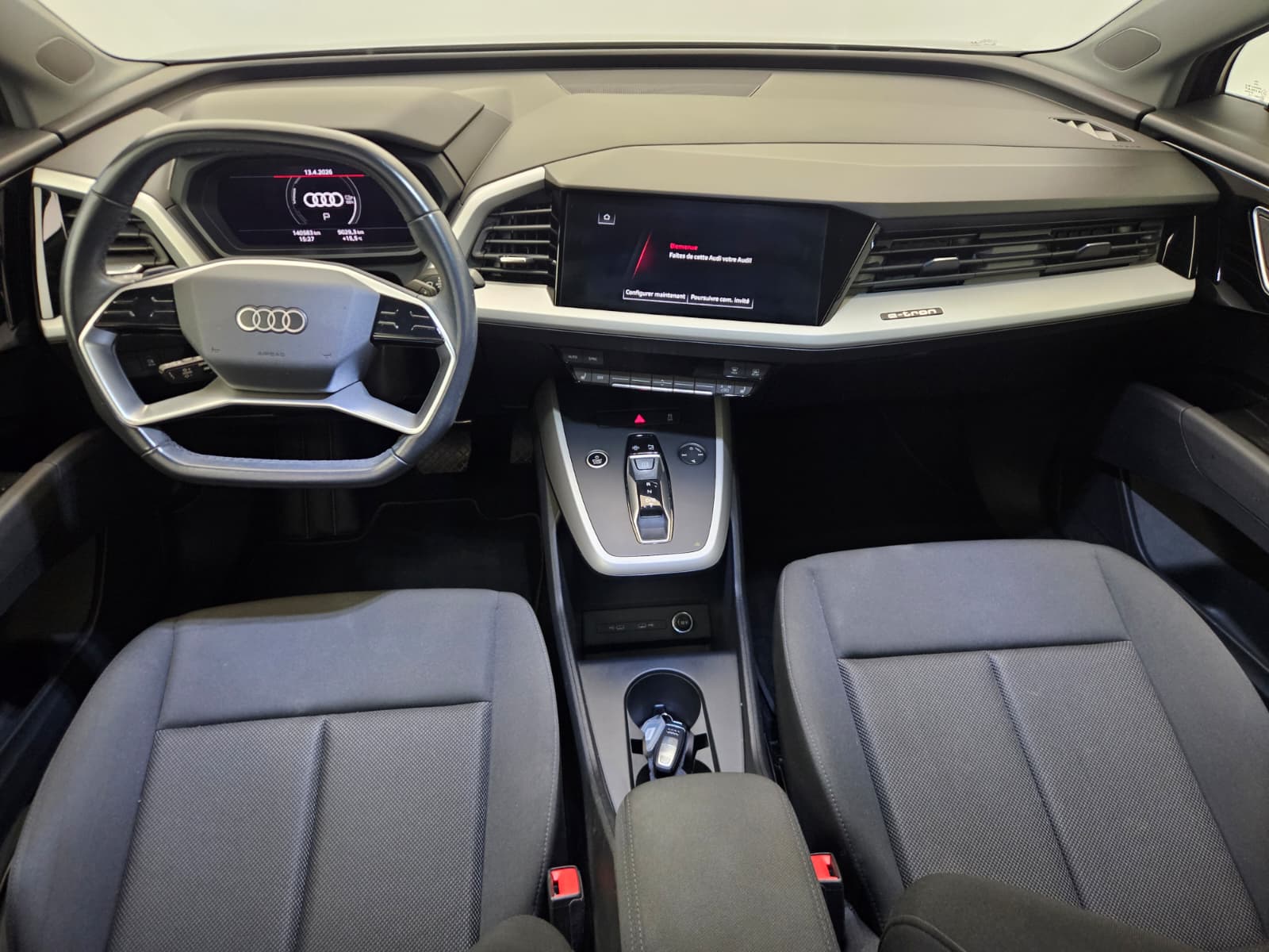 AUDI Q4 e-tron 50 quattro-image-10