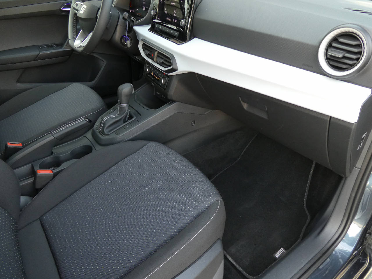 SEAT Ibiza 1.0 TSI 115 Move DSG-image-9