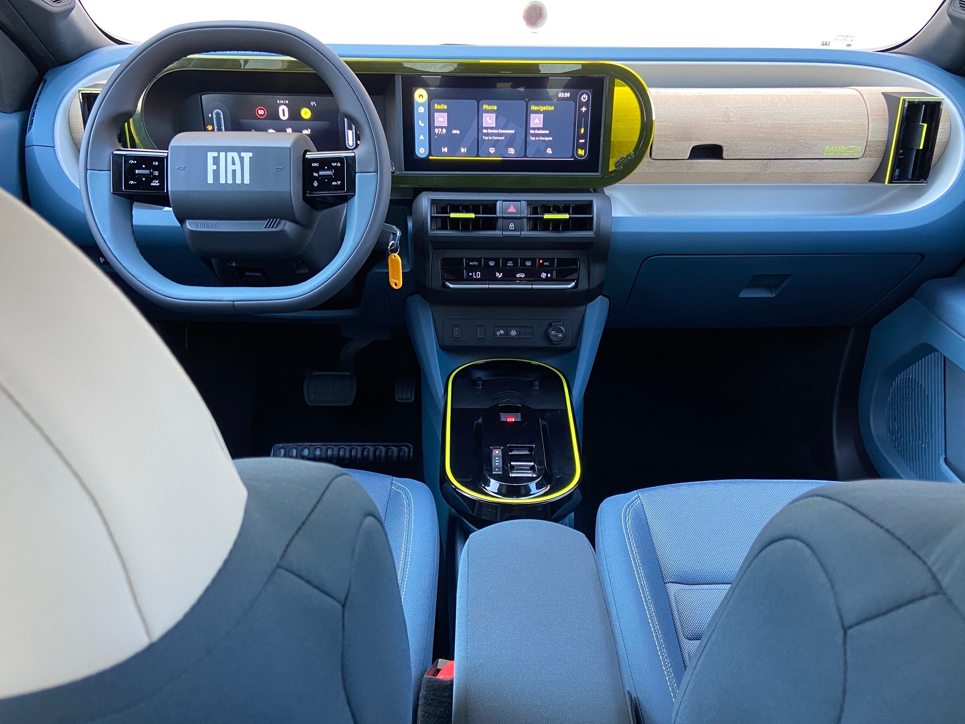 FIAT Grande Panda MHEV La Prima-showroom-element-3