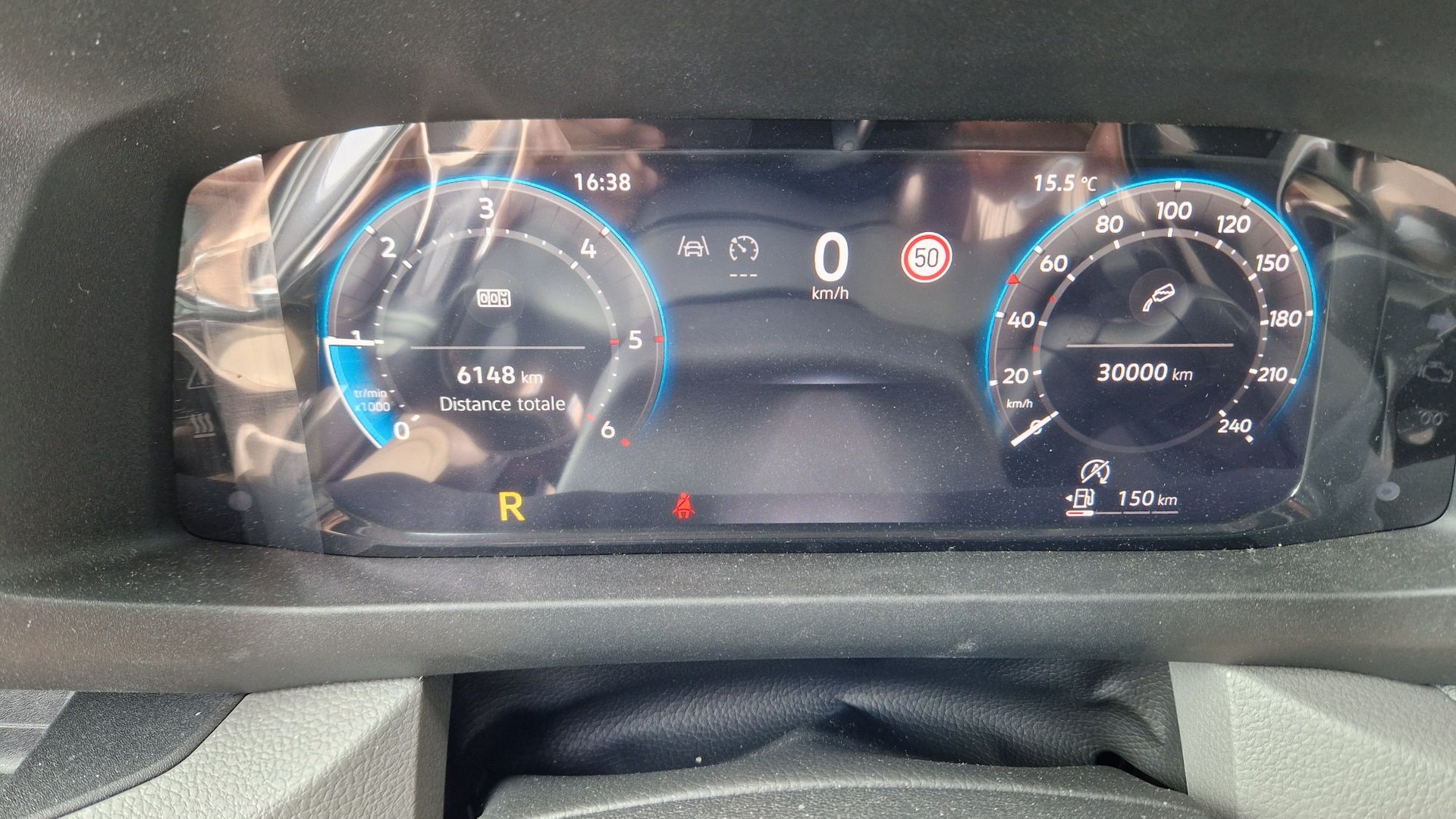 VW Crafter 35 2.0 BiTDI L3H3 4Motion A-image-5