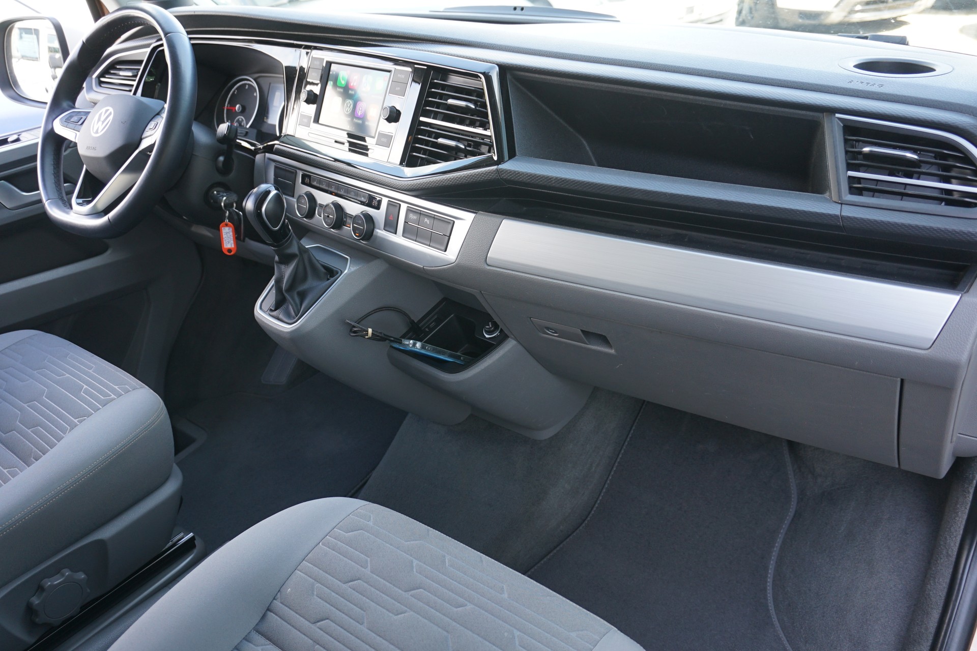 VW T6.1 California 2,0 TDI Ocean Liberty 4Motion 150PS Automat mit Abstandsregeltempomat-image-27