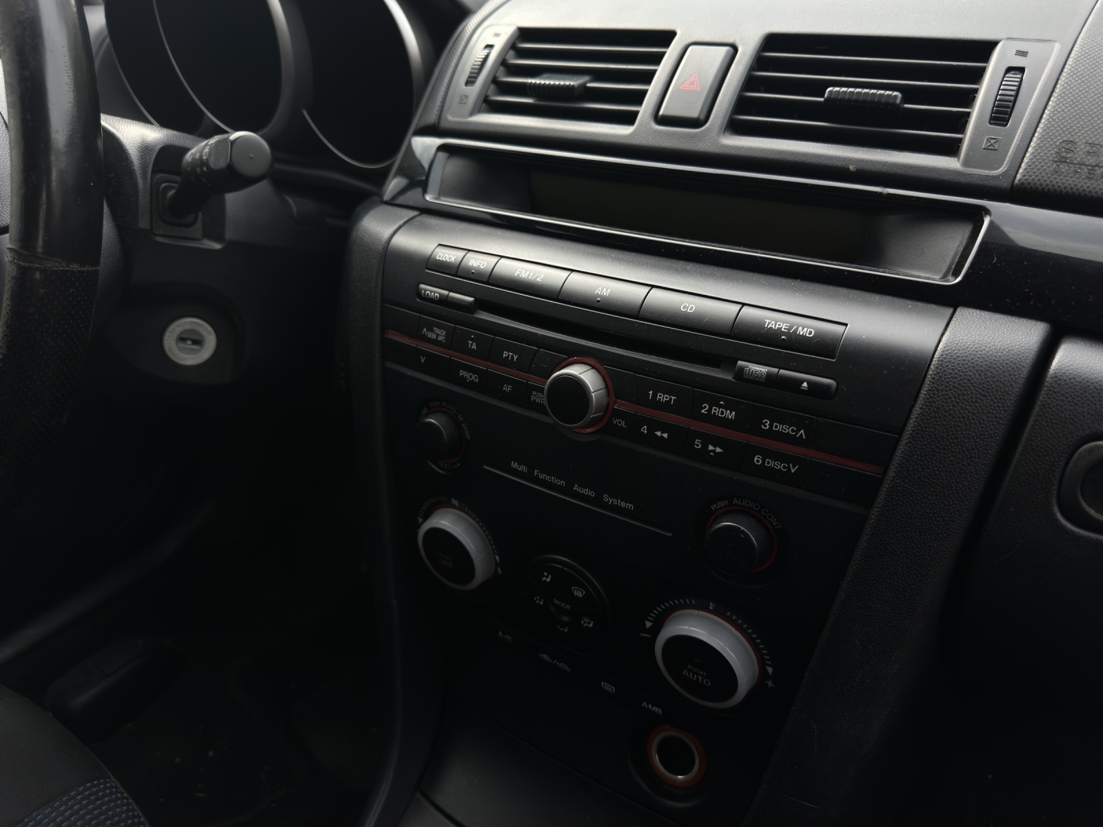 MAZDA 3 1.6 16V CD Confort-image-7