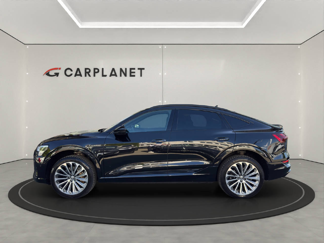 AUDI e-tron Sportback 50 S Line quattro-showroom-element-2