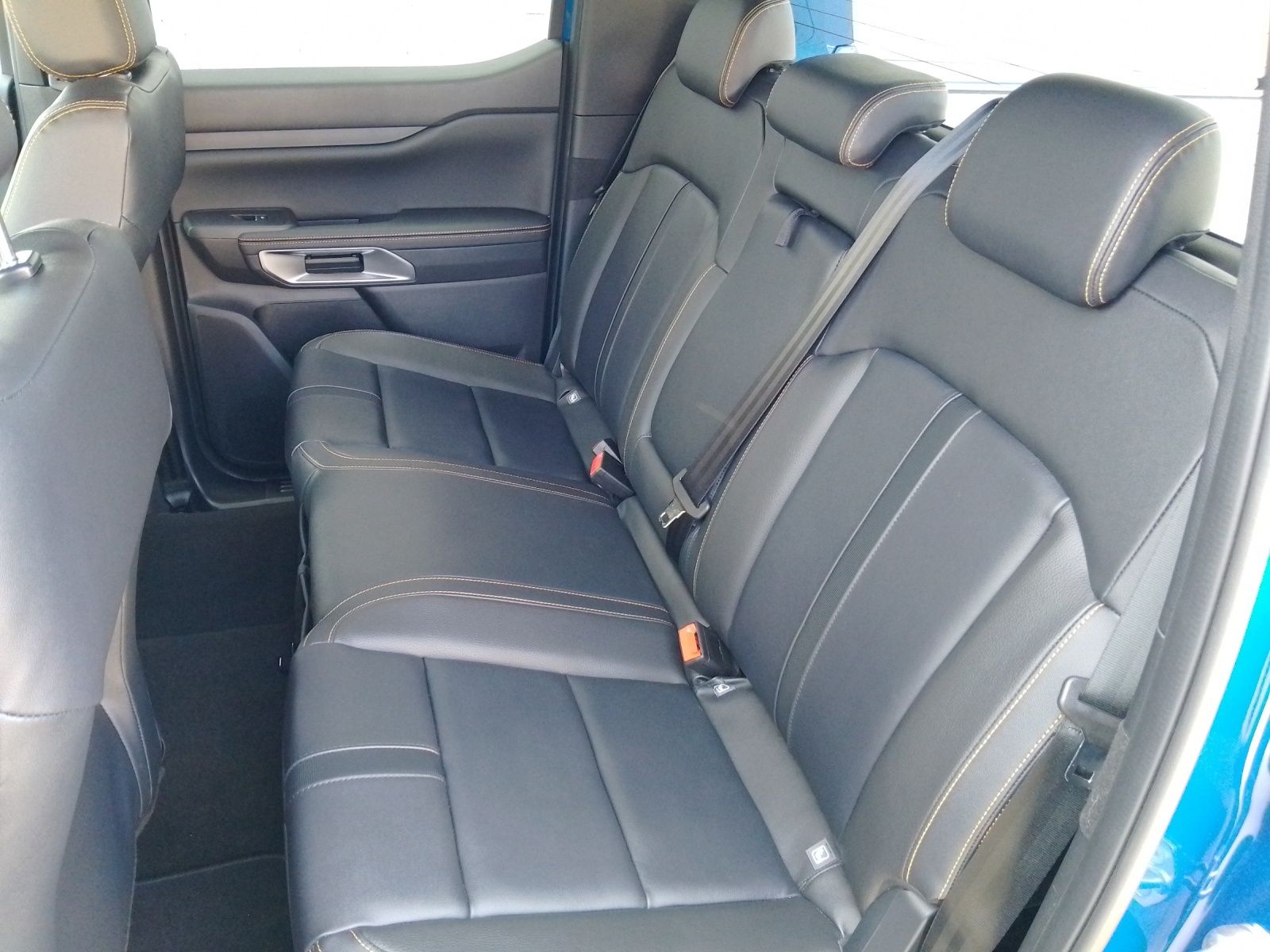 FORD Ranger Doppel Kabine Pick-up 2.3 EcoBoost 4x4 Wildtrak PHEV 281 PS-image-11