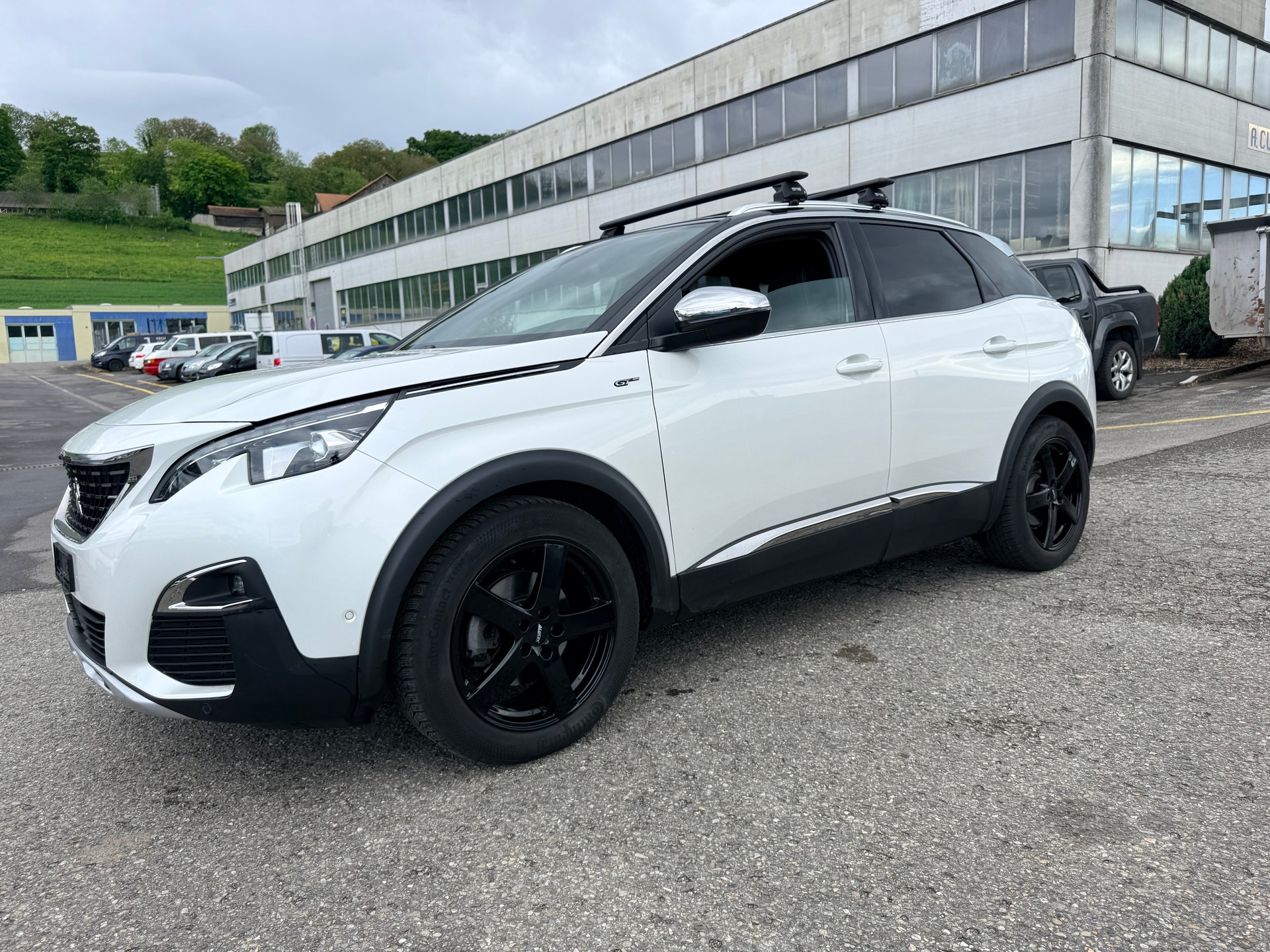 PEUGEOT 3008 2.0 BlueHDi GT EAT-image-2