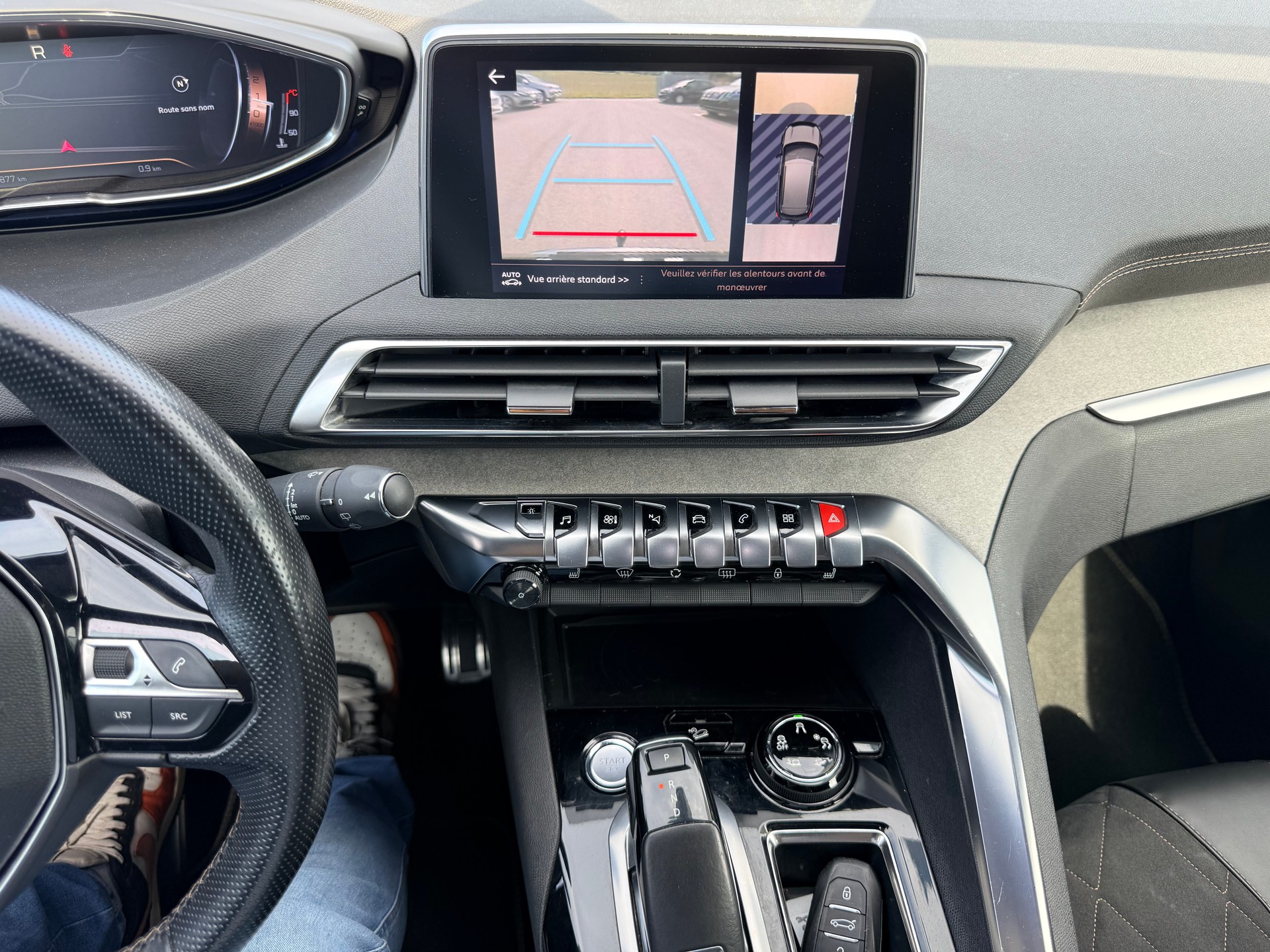 PEUGEOT 3008 2.0 BlueHDi GT EAT-image-14