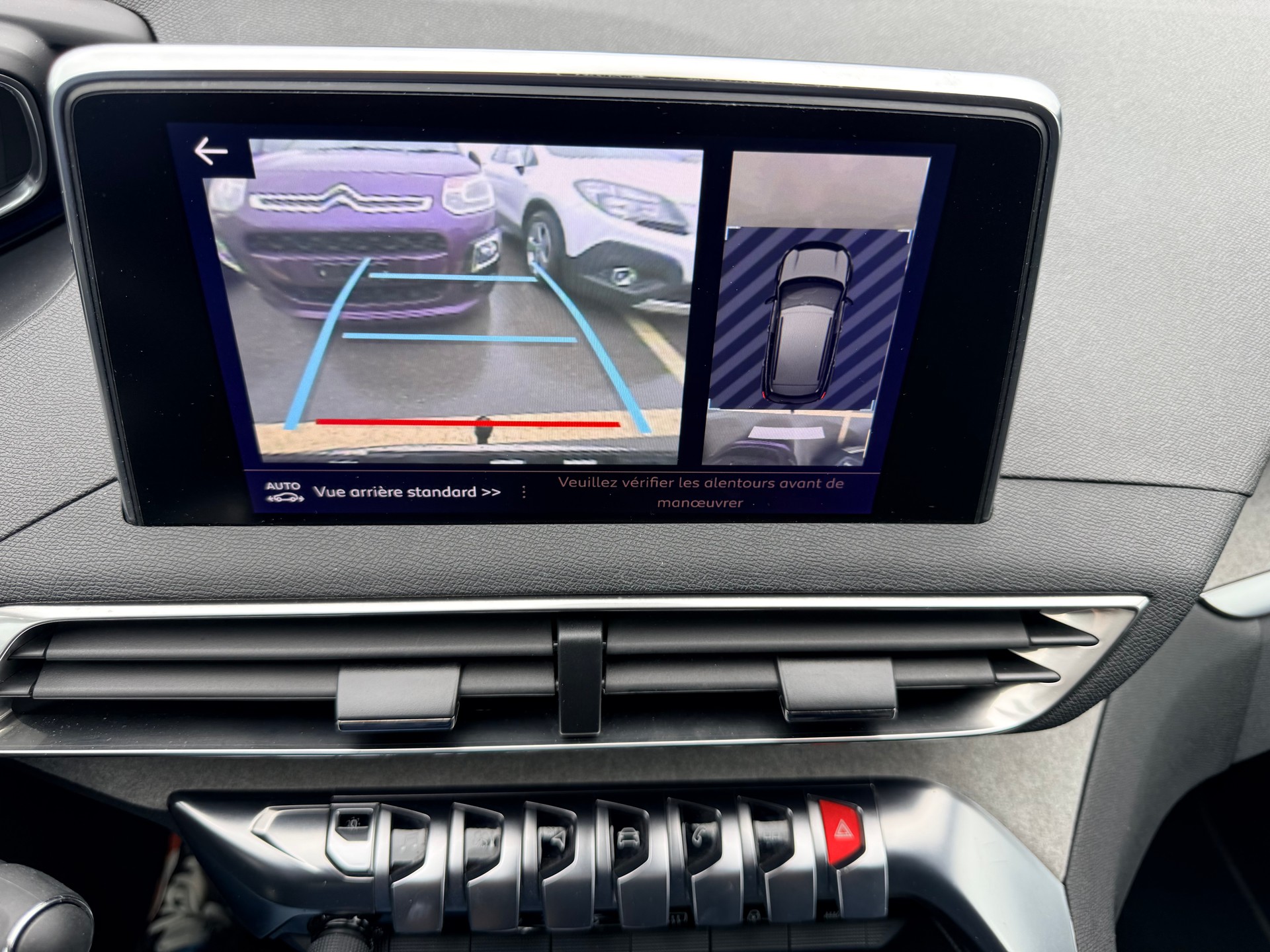 PEUGEOT 3008 2.0 BlueHDi GT EAT-image-15