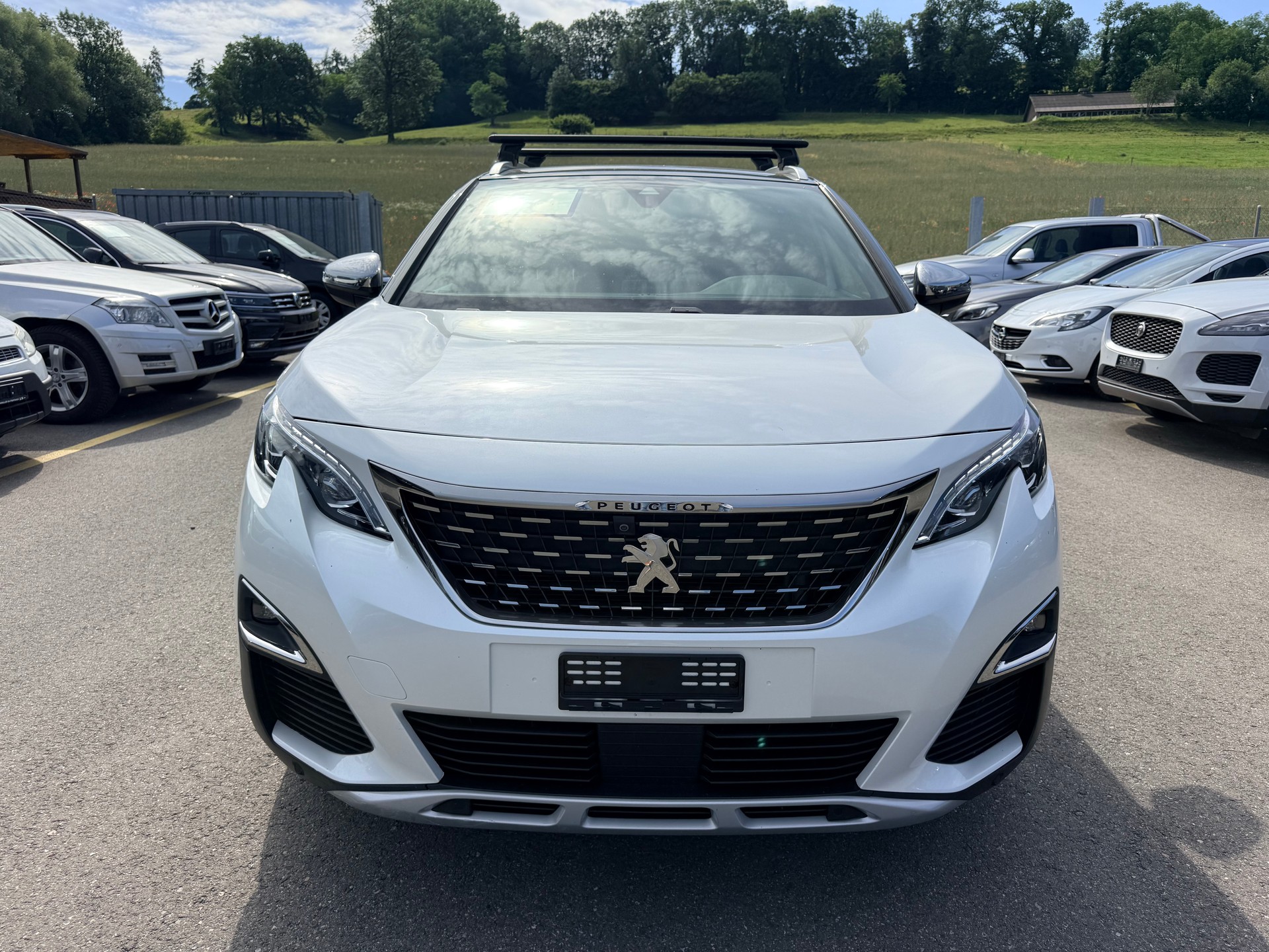 PEUGEOT 3008 2.0 BlueHDi GT EAT-image-1
