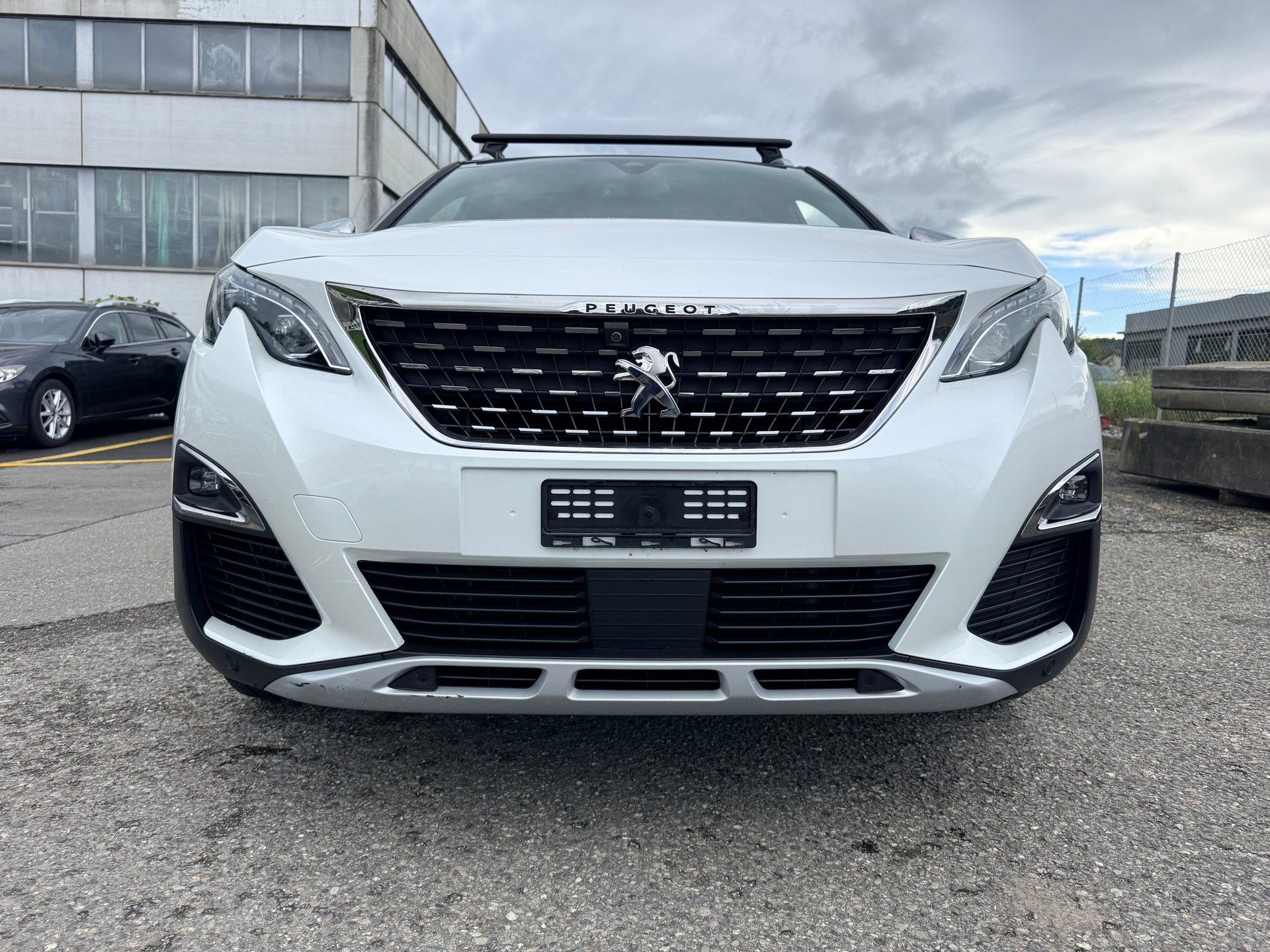 PEUGEOT 3008 2.0 BlueHDi GT EAT-image-0