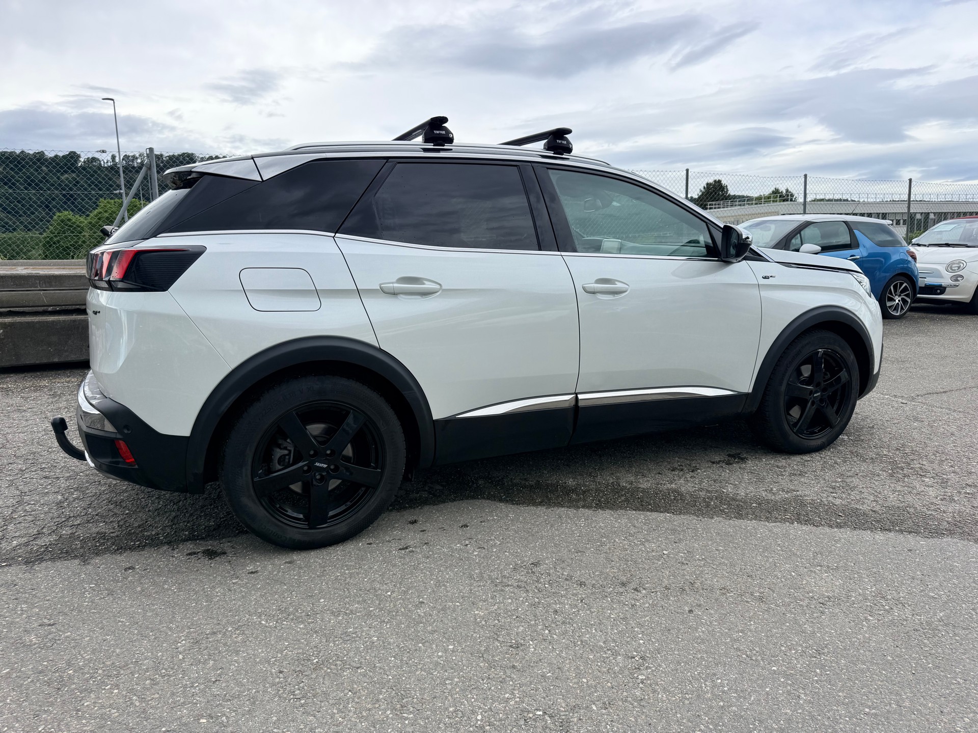 PEUGEOT 3008 2.0 BlueHDi GT EAT-image-6