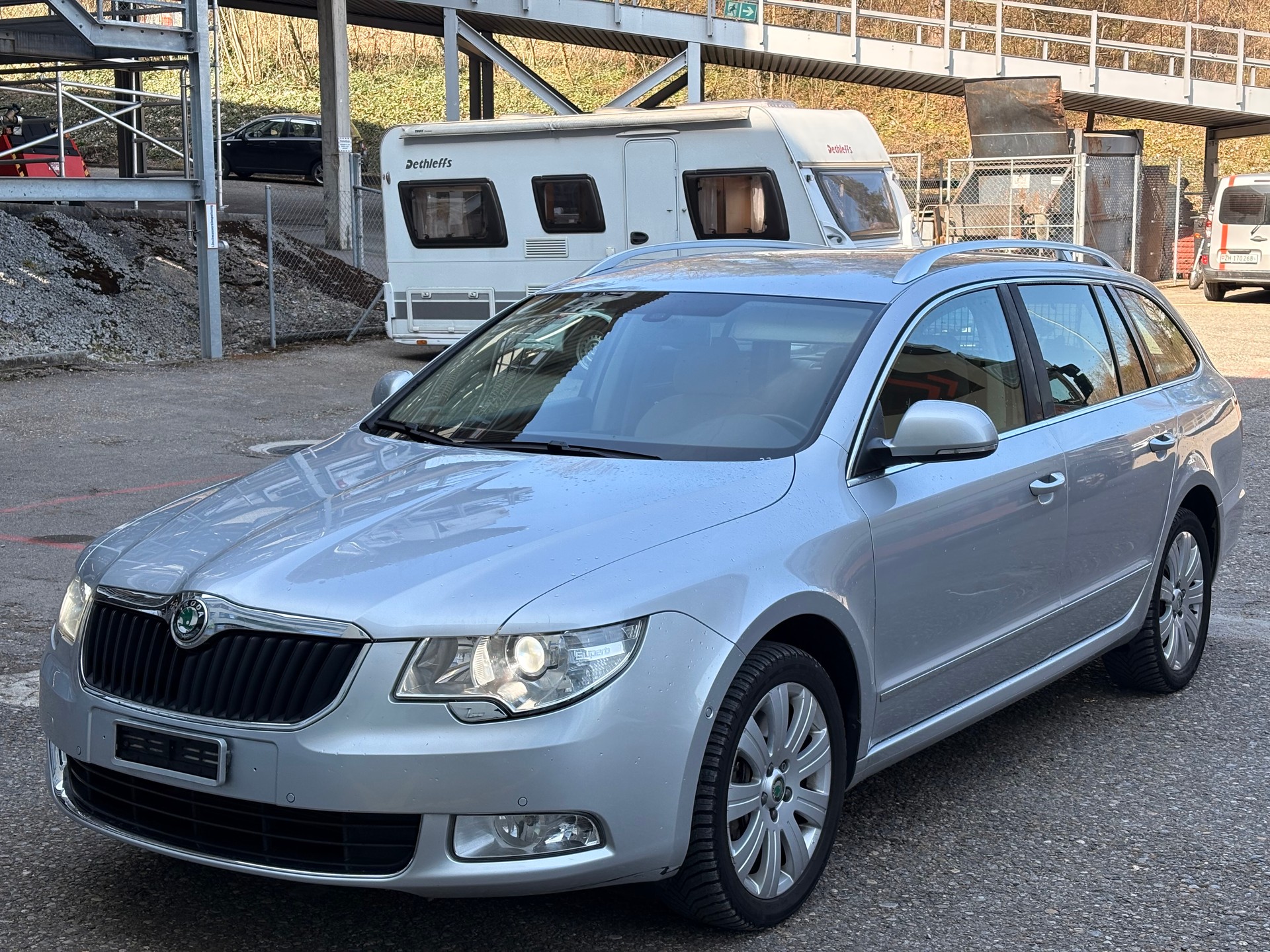 SKODA Superb Combi 3.6 FSI Elegance 4x4 DSG-image-3