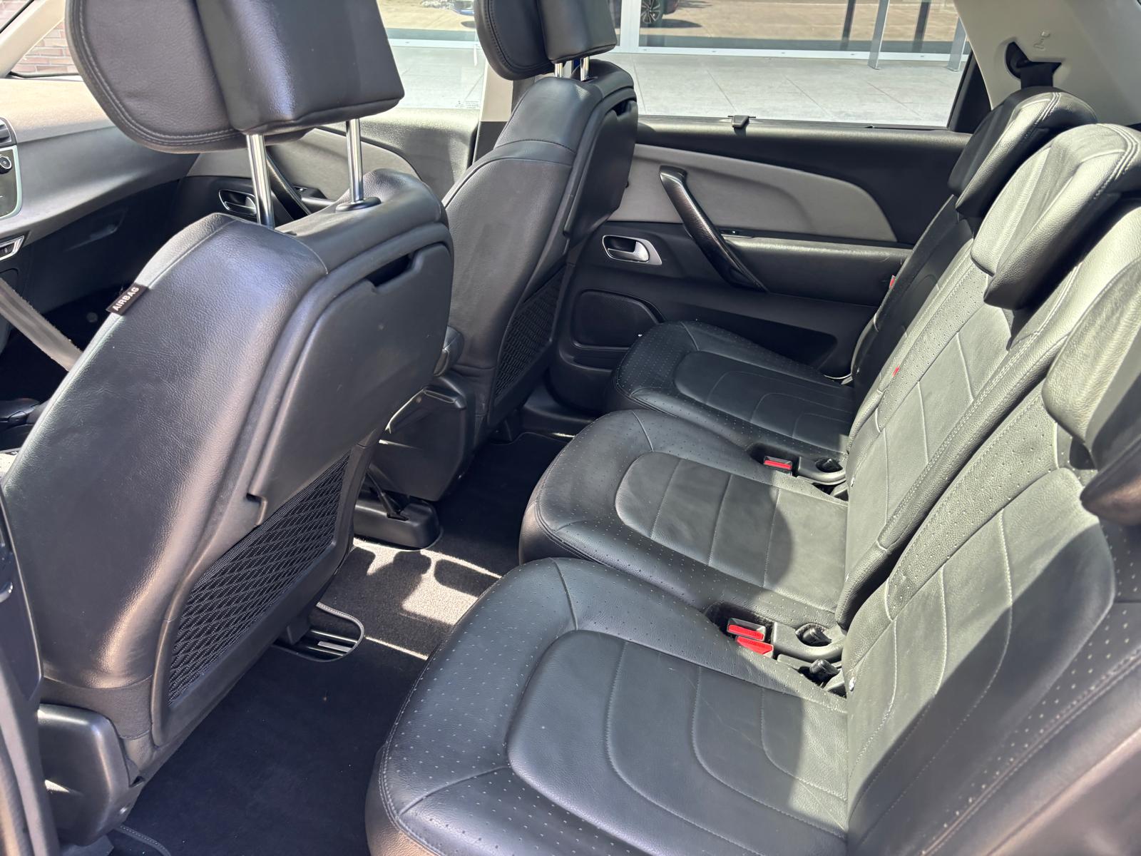 CITROEN C4 Picasso 1.2 Pure Tech Feel Edition EAT6-image-9