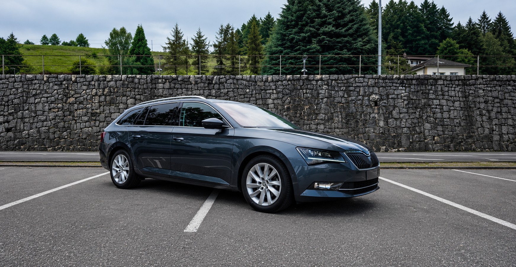 SKODA Superb Combi 2.0 TDI DSG