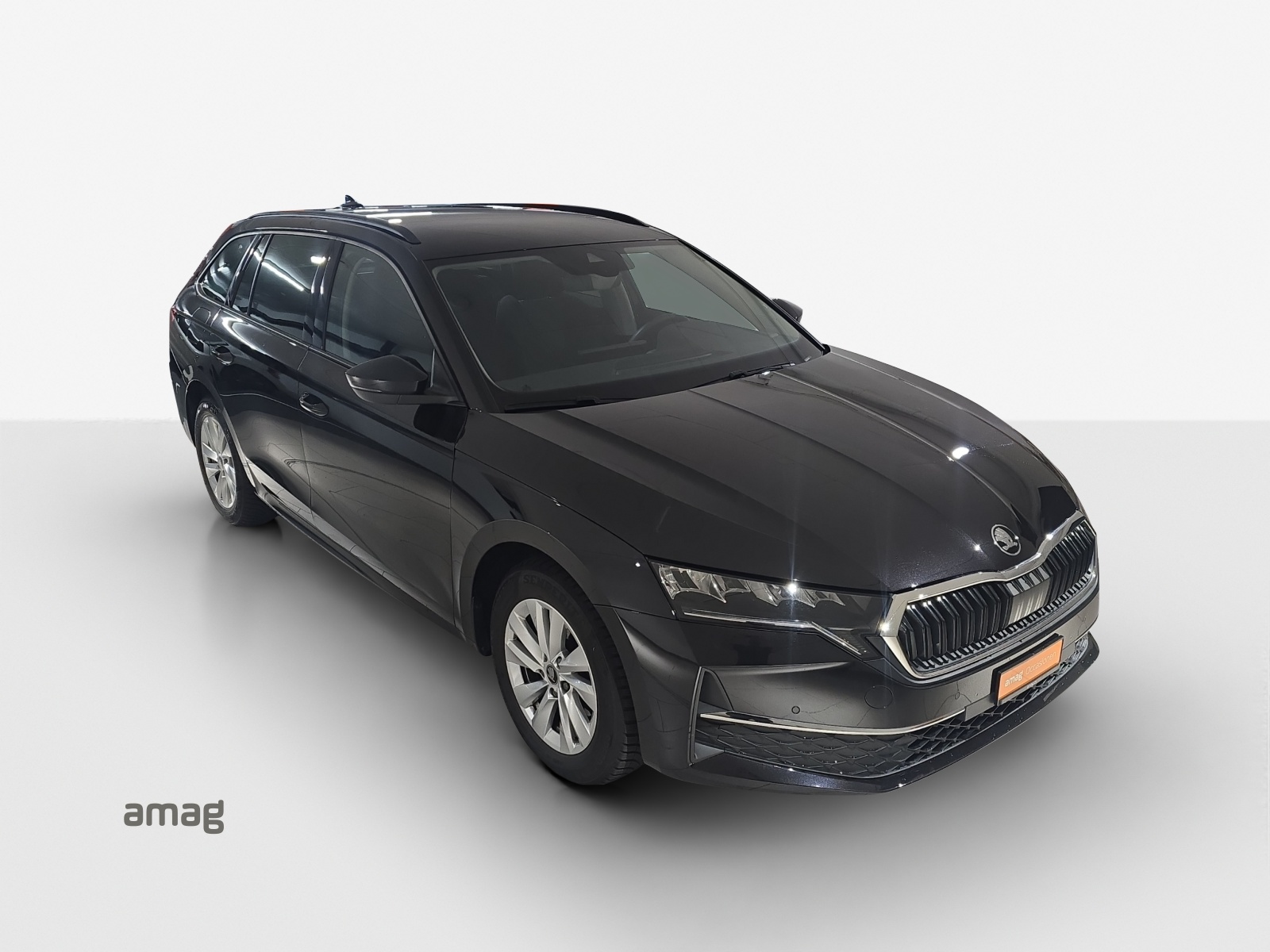 SKODA Octavia Combi 1.5 TSI mHEV DSG Dynamic-image-13