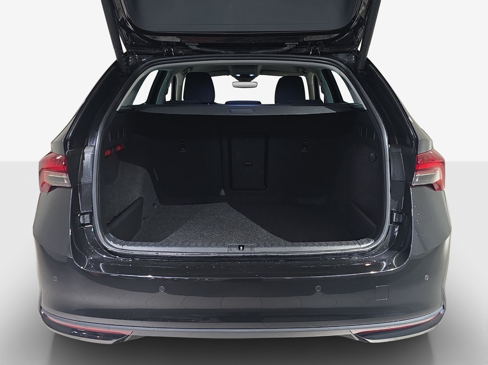 SKODA Octavia Combi 1.5 TSI mHEV DSG Dynamic-image-12