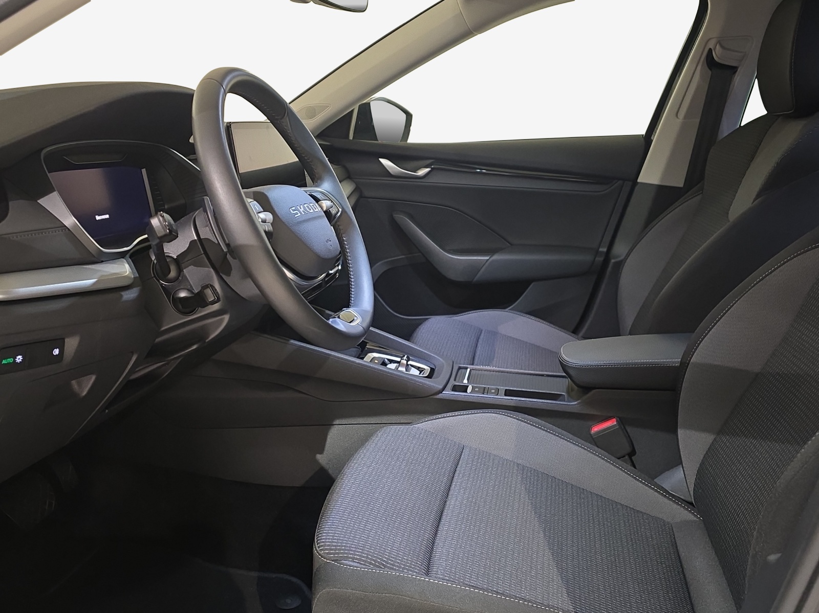 SKODA Octavia Combi 1.5 TSI mHEV DSG Dynamic-image-7