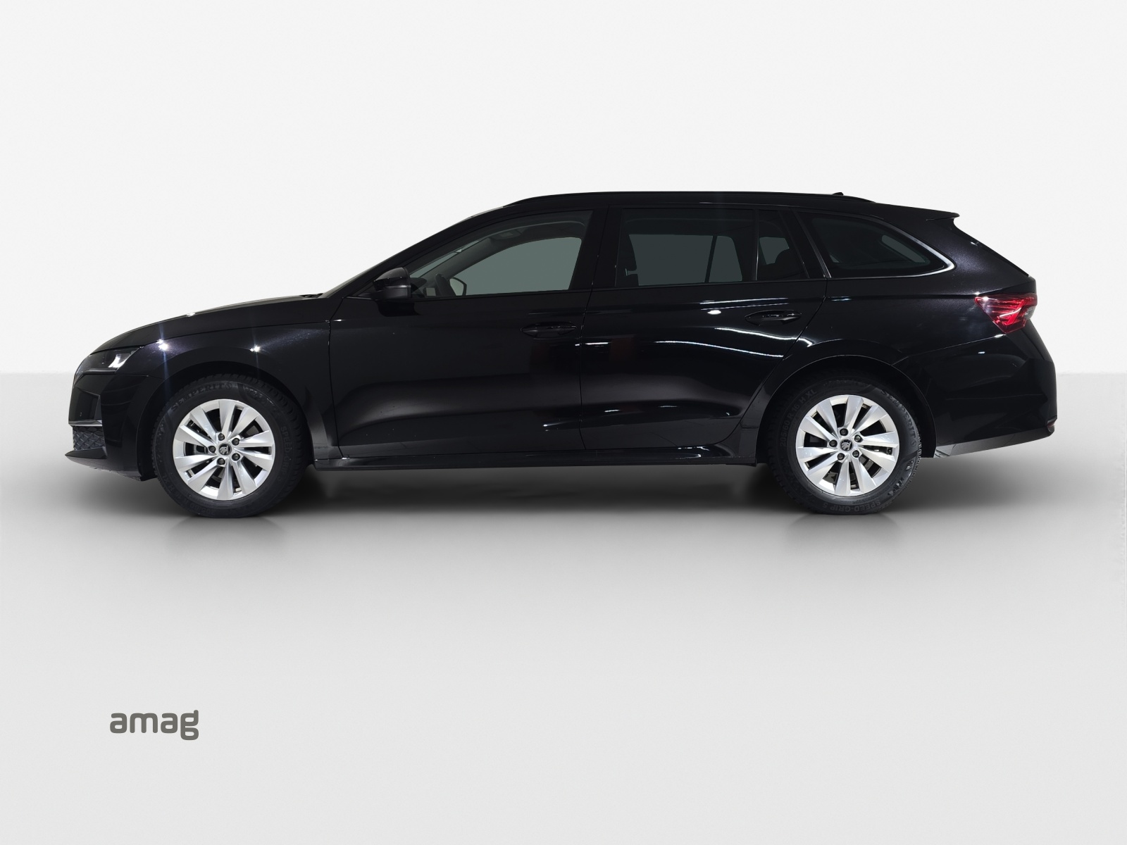 SKODA Octavia Combi 1.5 TSI mHEV DSG Dynamic-image-1
