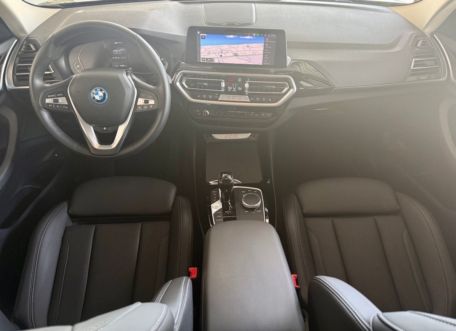 BMW X3 xDrive 30e-image-12