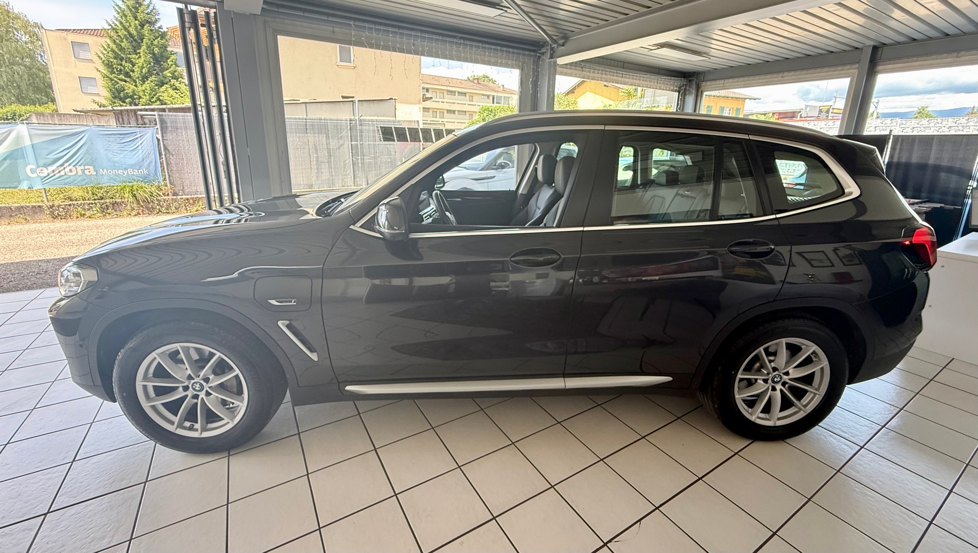 BMW X3 xDrive 30e-image-4