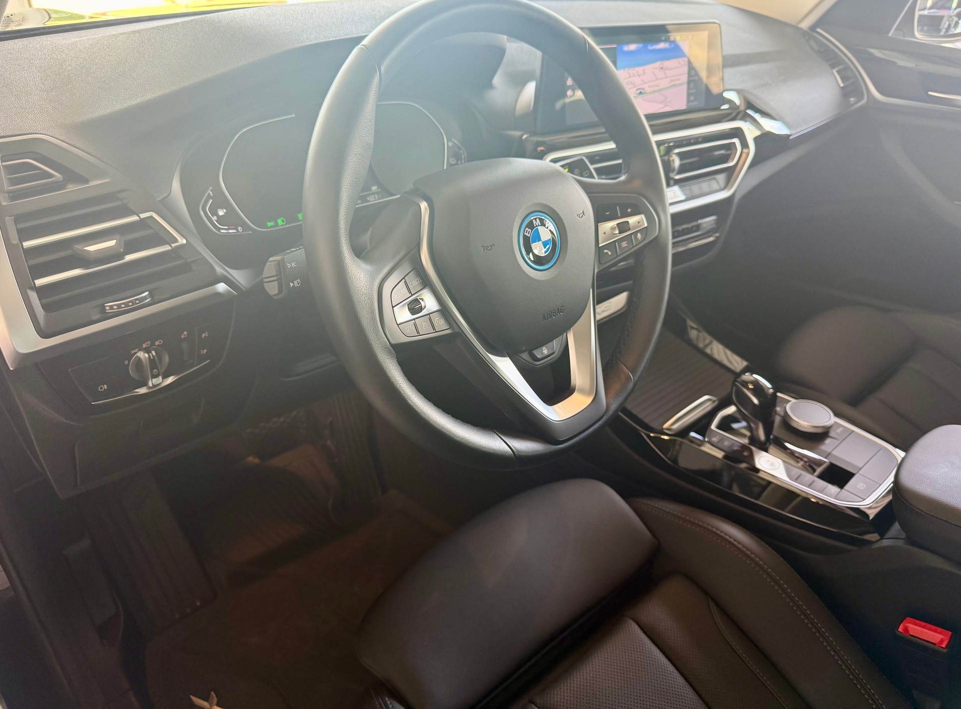BMW X3 xDrive 30e-image-10