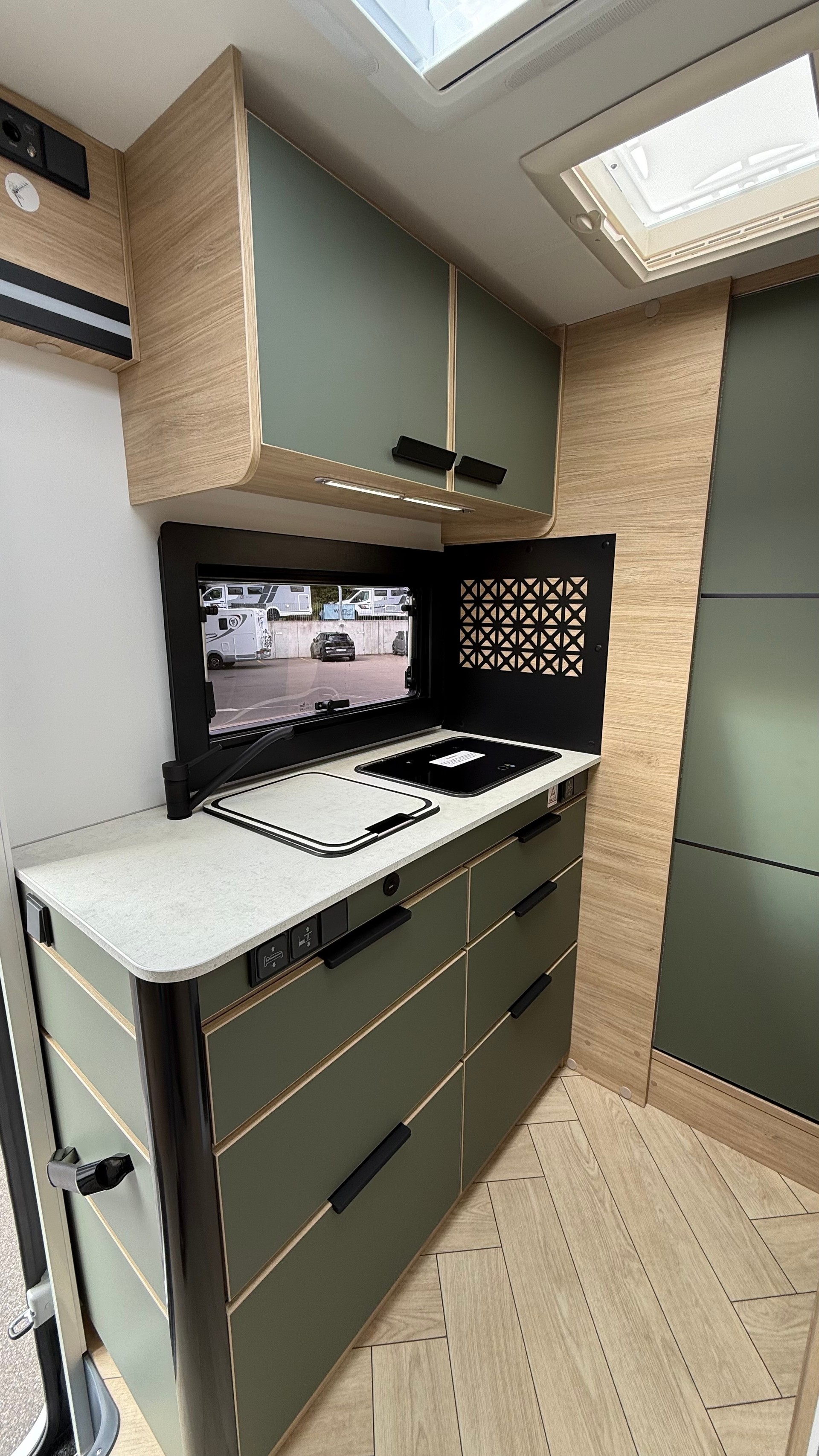 CHALLENGER X250 Open Edition-image-13