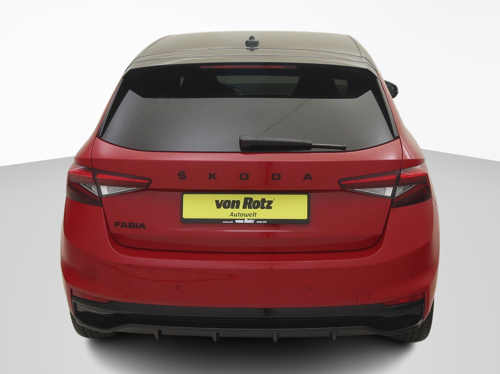 SKODA Fabia 1.5 TSI Monte Carlo DSG-image-2