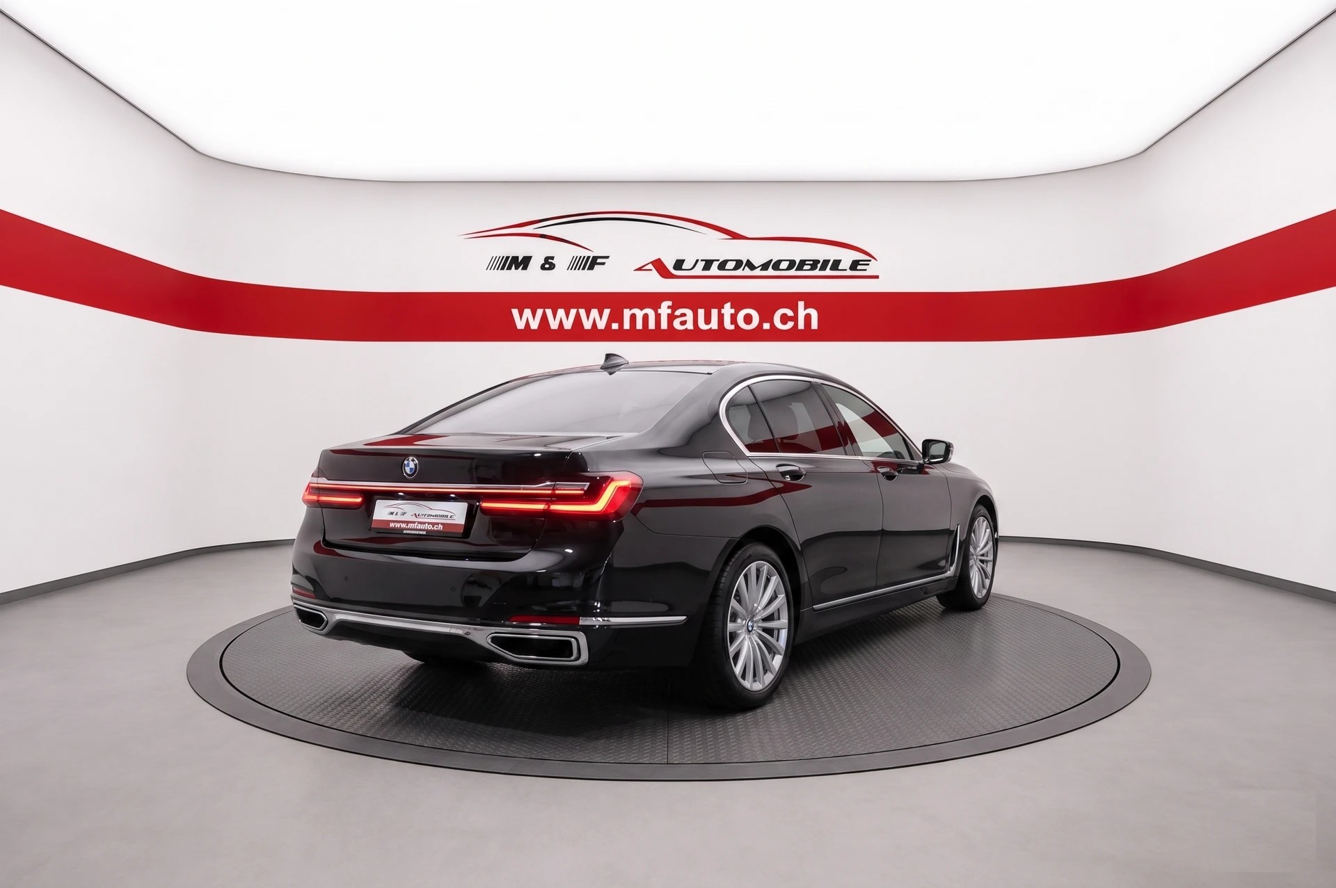 BMW 740Ld xDrive SAG CH FAHRZEUG-image-3