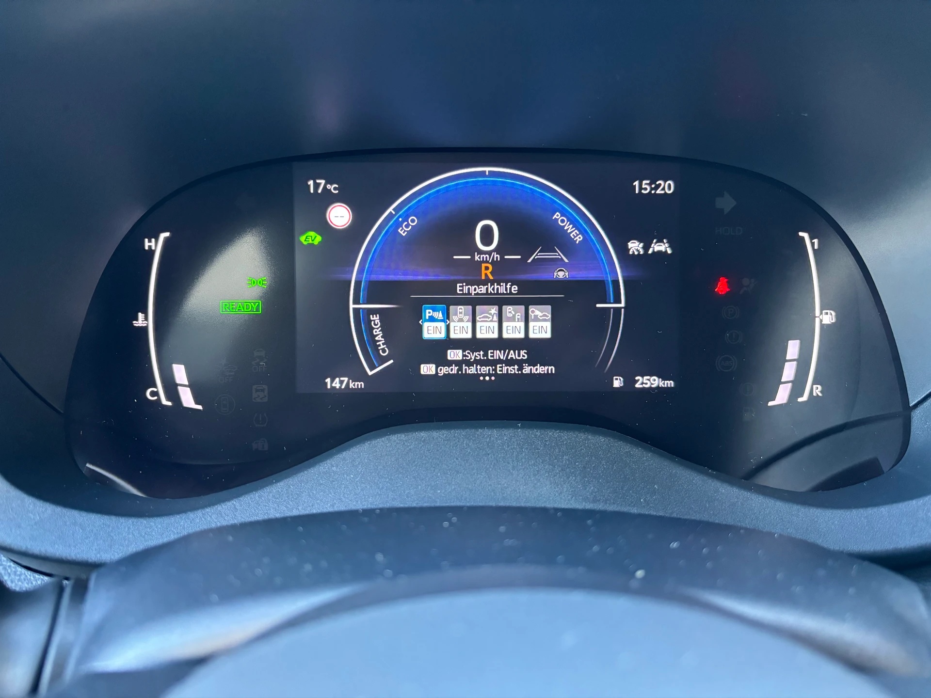 TOYOTA Yaris Cross 1.5 Trend e-CVT 130 PS-image-14