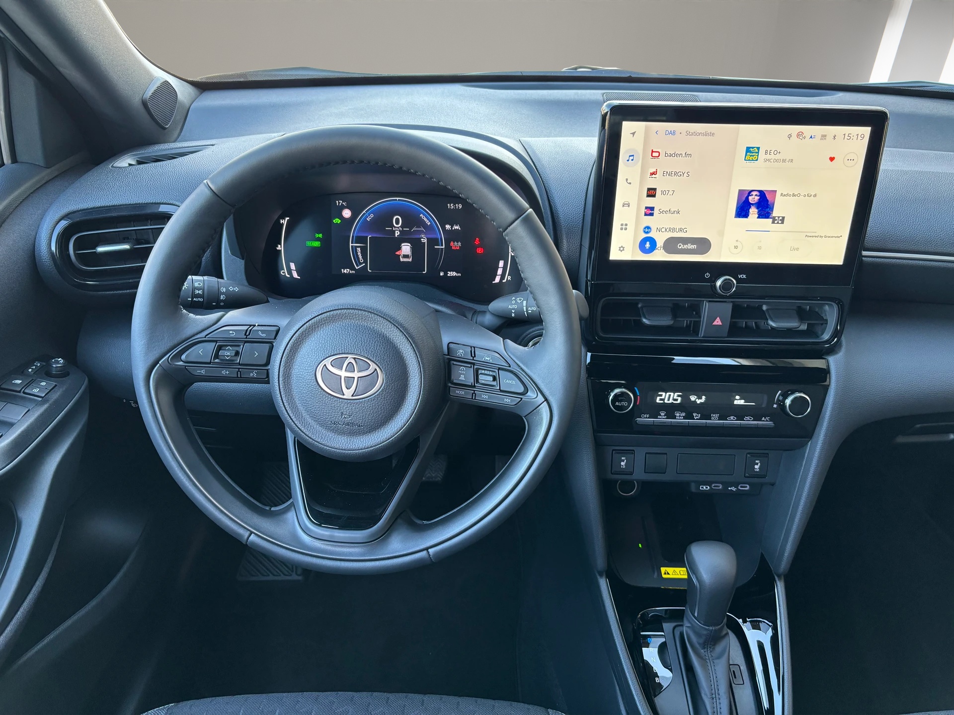 TOYOTA Yaris Cross 1.5 Trend e-CVT 130 PS-image-16