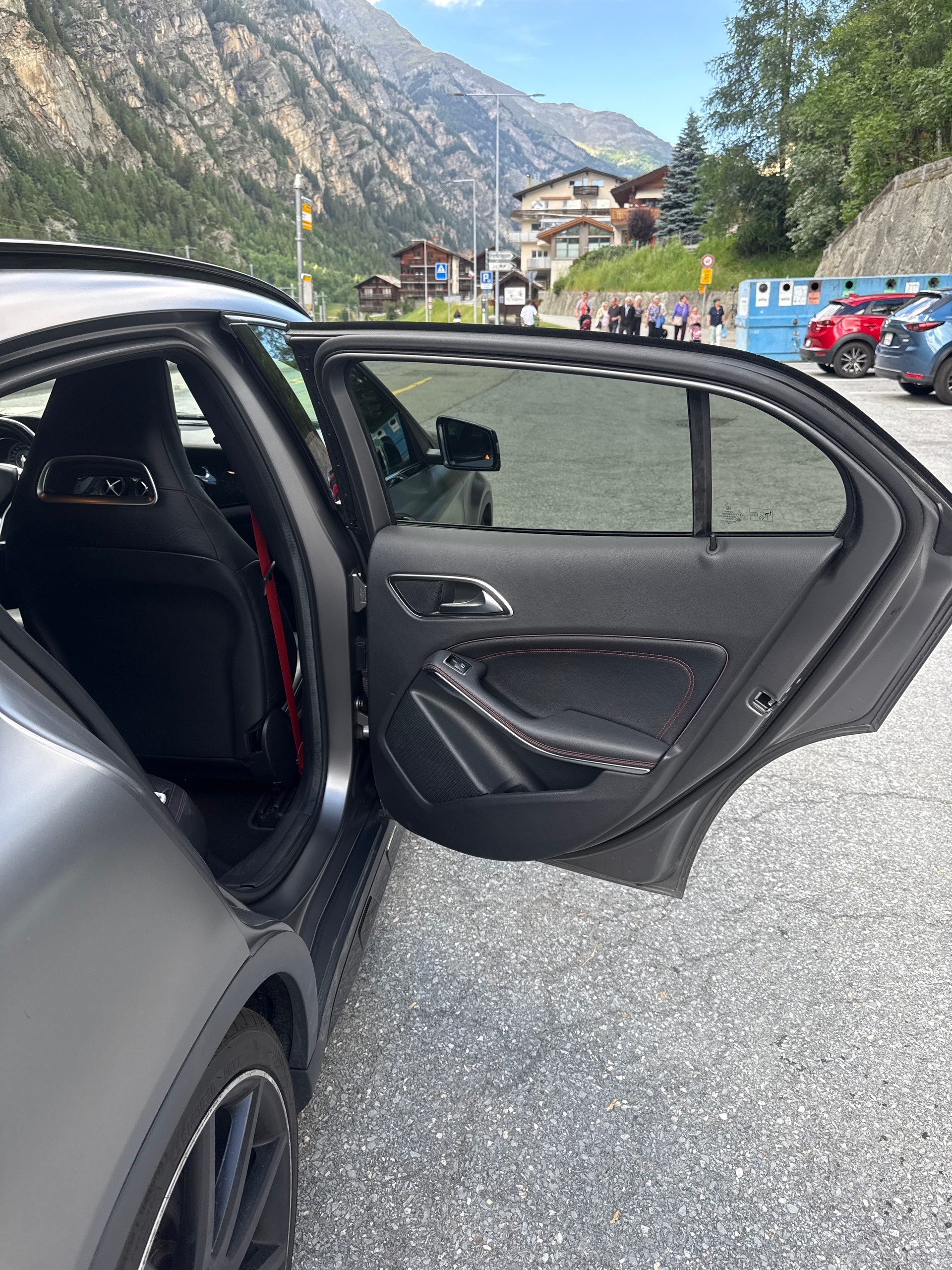 MERCEDES-BENZ GLA 45 AMG 4m-image-14