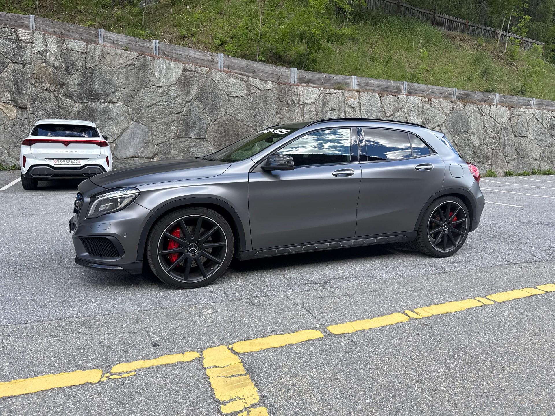 MERCEDES-BENZ GLA 45 AMG 4m-image-2