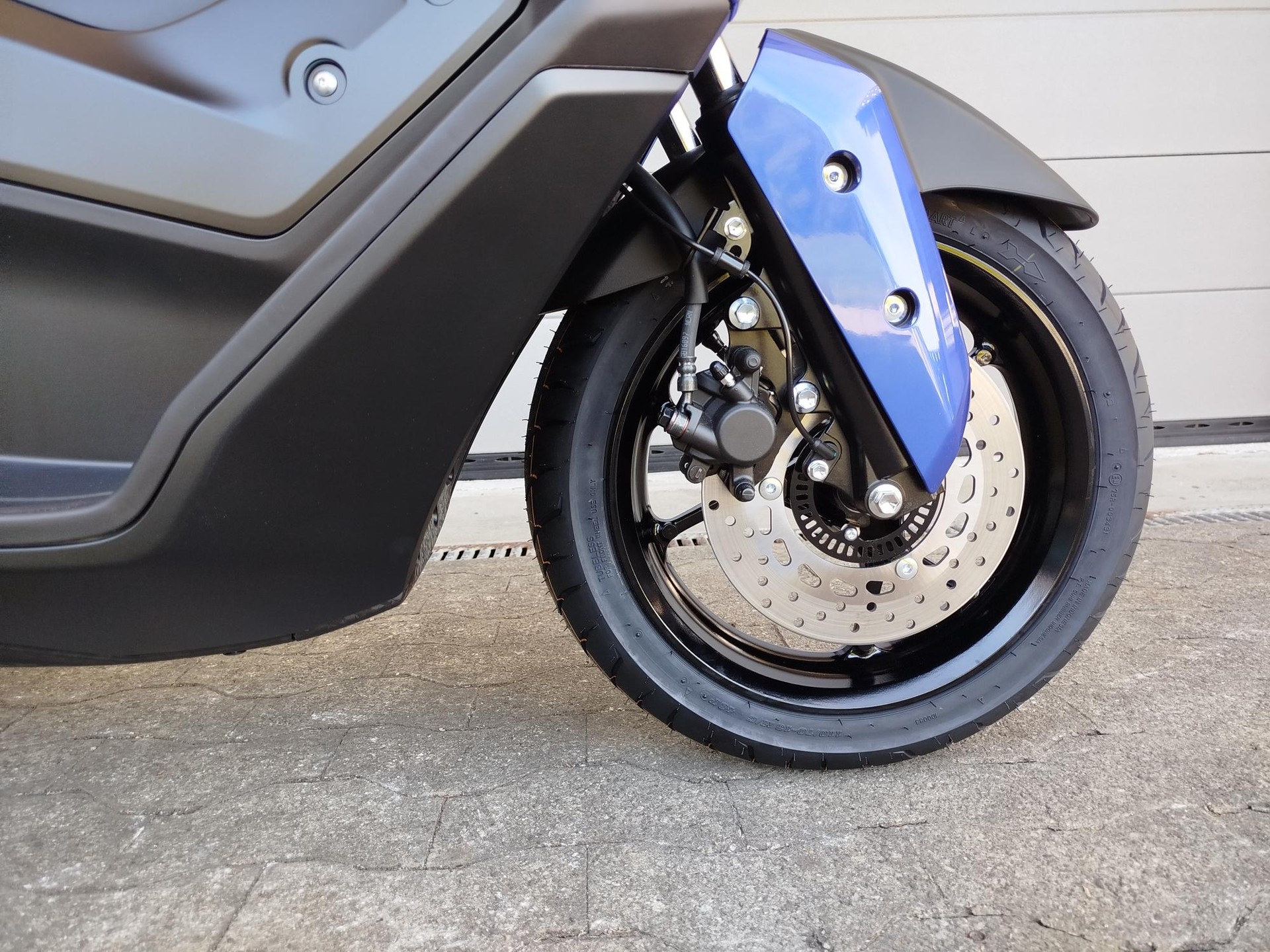 YAMAHA GPD125A N-Max-image-8