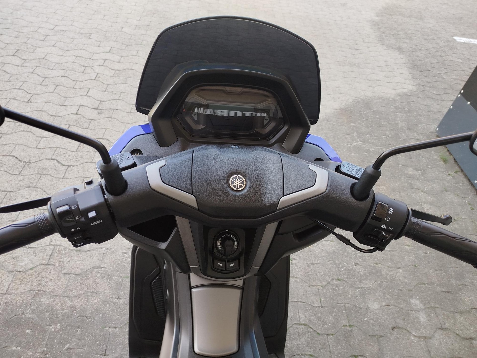YAMAHA GPD125A N-Max-image-7